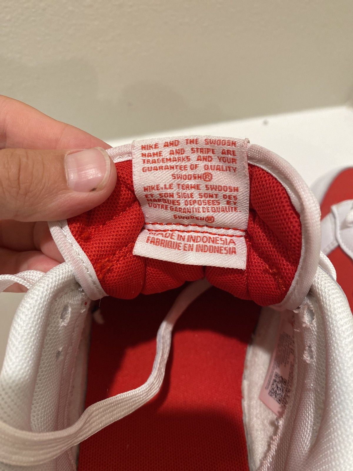 Nike Nike Dunk Low Championship Red Size US 12 / EU 45 - 6 Thumbnail