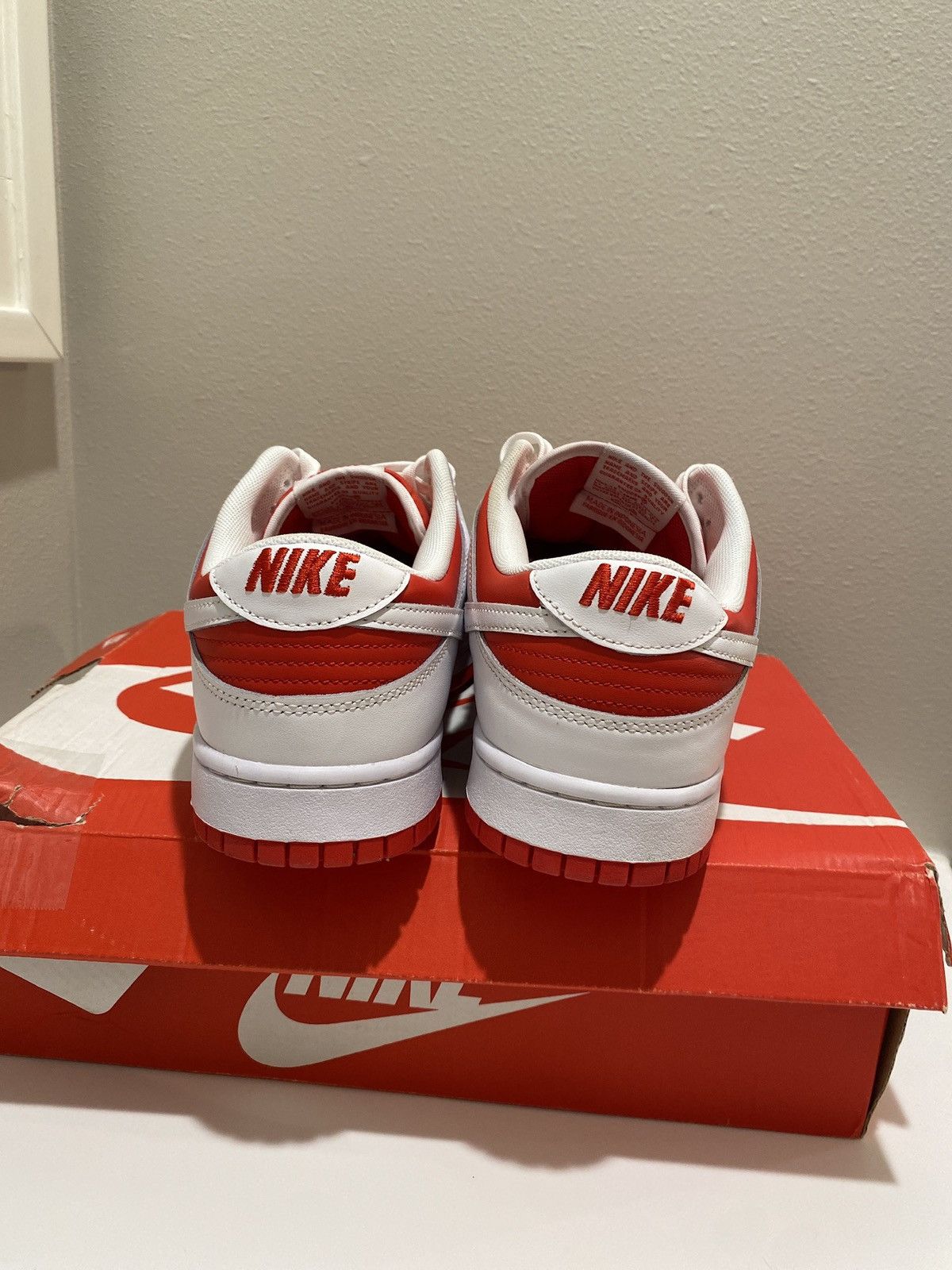 Nike Nike Dunk Low Championship Red Size US 12 / EU 45 - 4 Thumbnail