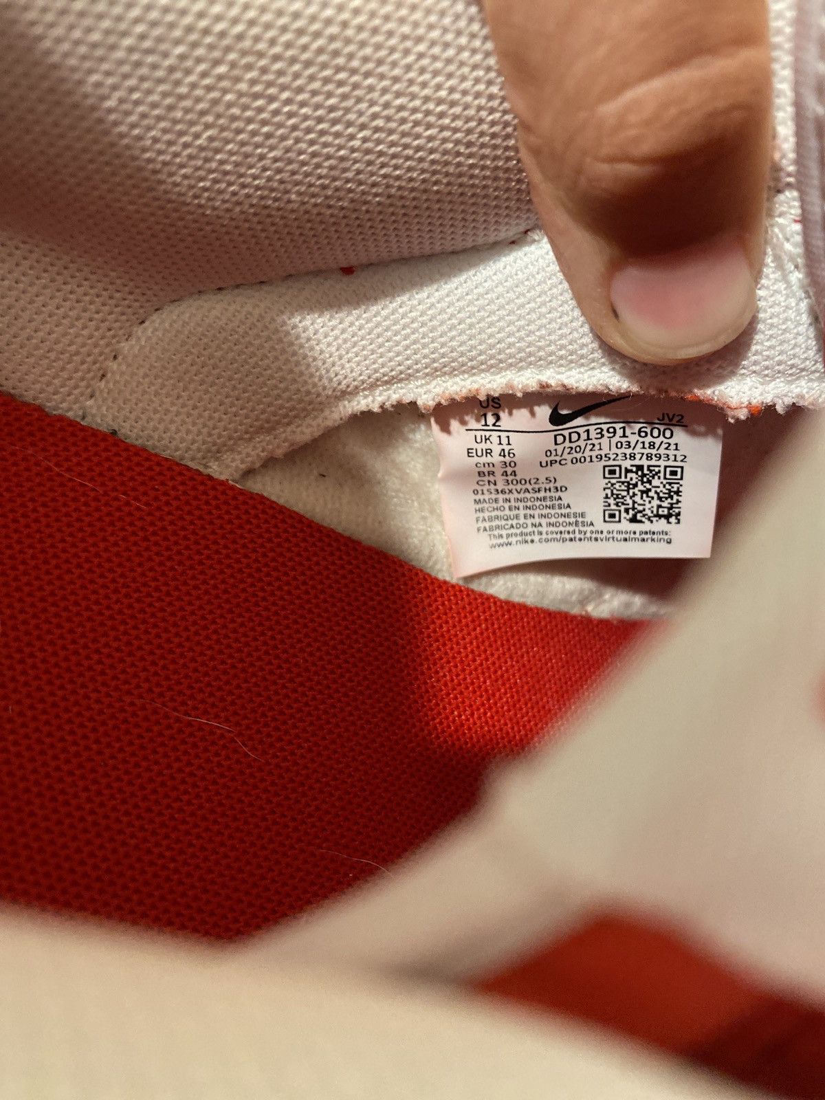Nike Nike Dunk Low Championship Red Size US 12 / EU 45 - 7 Thumbnail