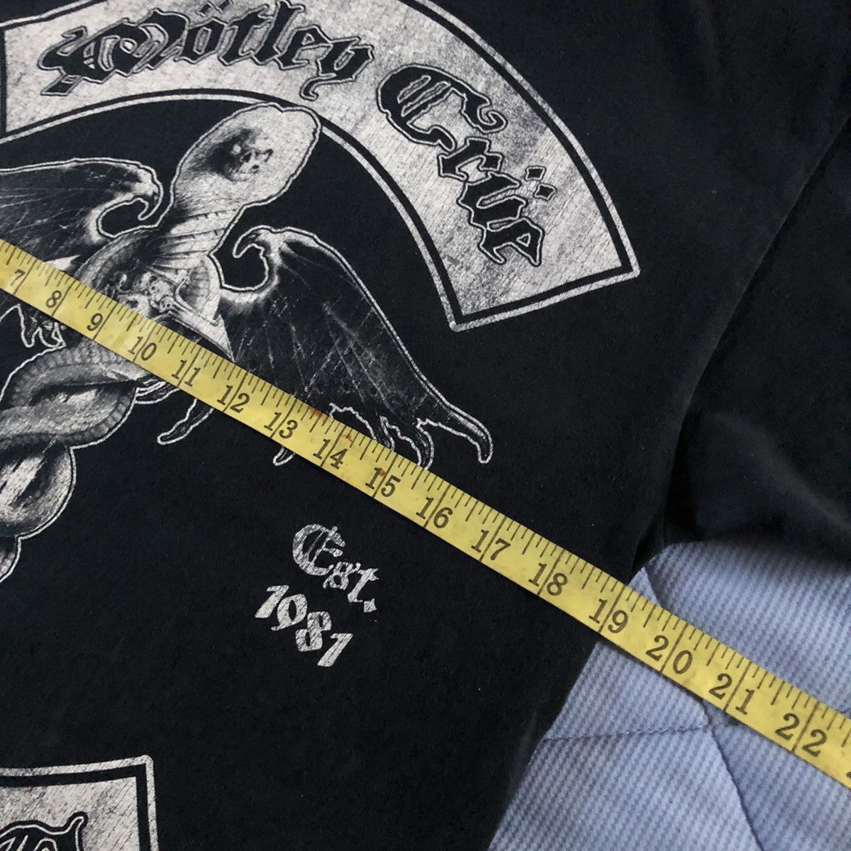 Band Tees Motley Crue Band TShirt Size US M / EU 48-50 / 2 - 3 Thumbnail