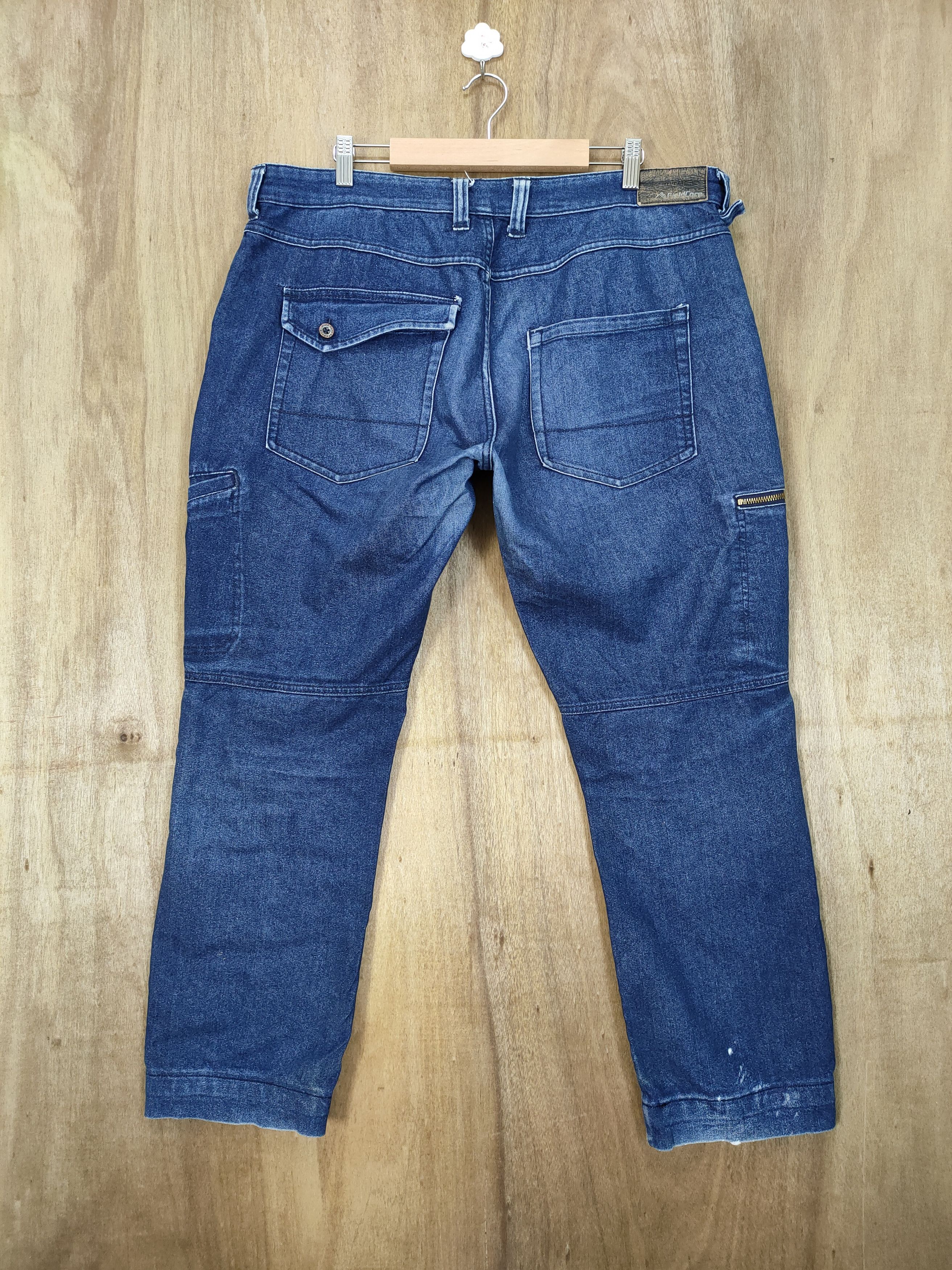 Designer × Japanese Brand JAPANESE BRAND BAGGY CARGO PANTS Size US 38 / EU 54 - 2 Thumbnail