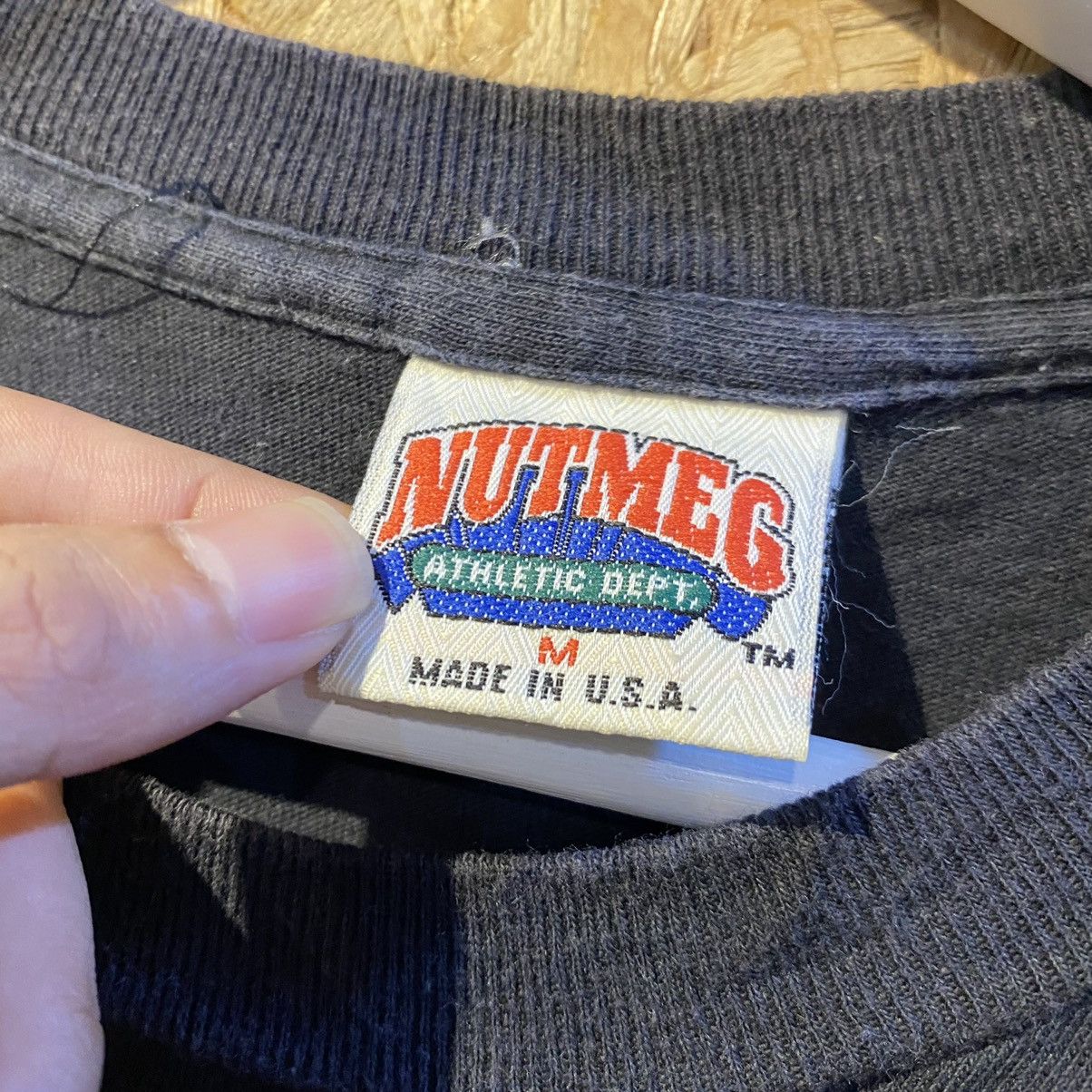 NBA × Nutmeg × Vintage VINTAGE RARE‼️NBA Chicago Bulls Triple-Threat Nutmeg Mills Size US M / EU 48-50 / 2 - 7 Thumbnail