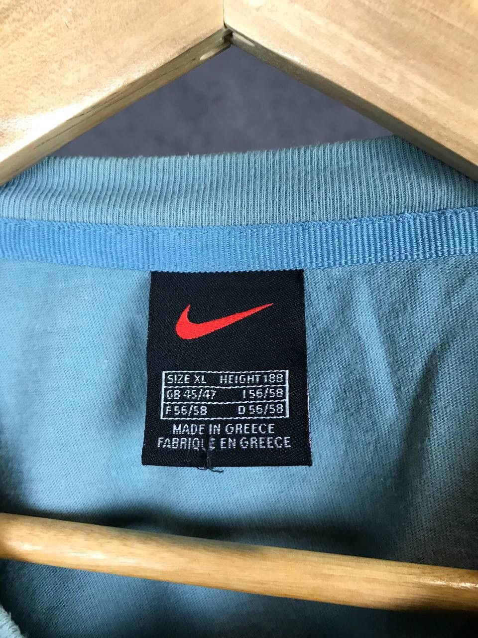 Other Nike swoosh streetwear vintage tee Size US XL / EU 56 / 4 - 3 Thumbnail