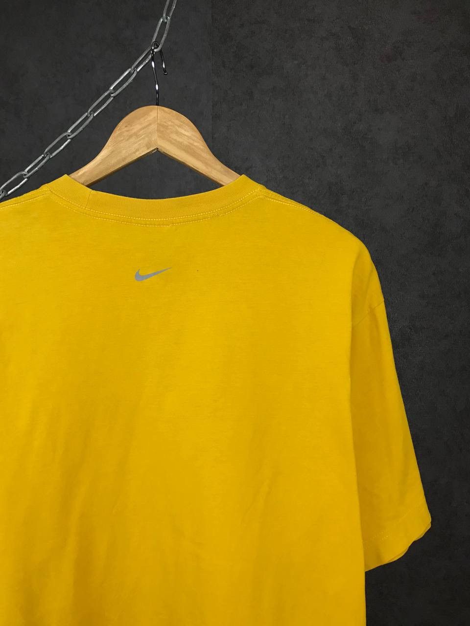 Nike × Vintage Nike swoosh streetwear vintage center logo tee Size US L / EU 52-54 / 3 - 5 Thumbnail