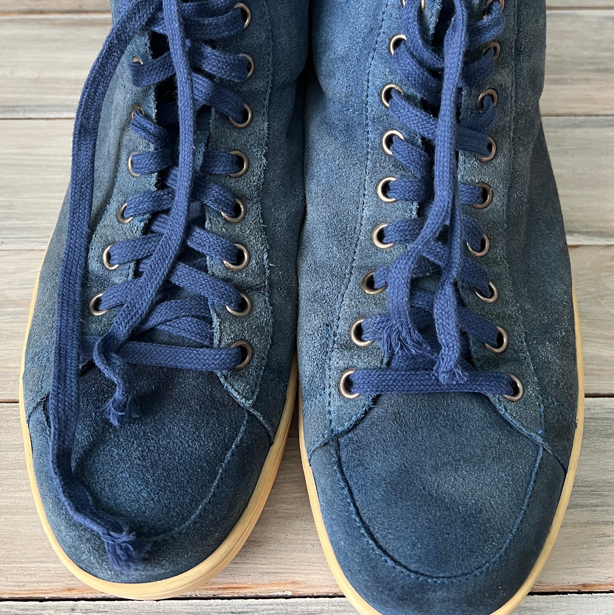Gucci Gucci Men's Suede Hi Top Sneakers MadeItaly ItalianDesigner Size US 7 / EU 40 - 9 Thumbnail