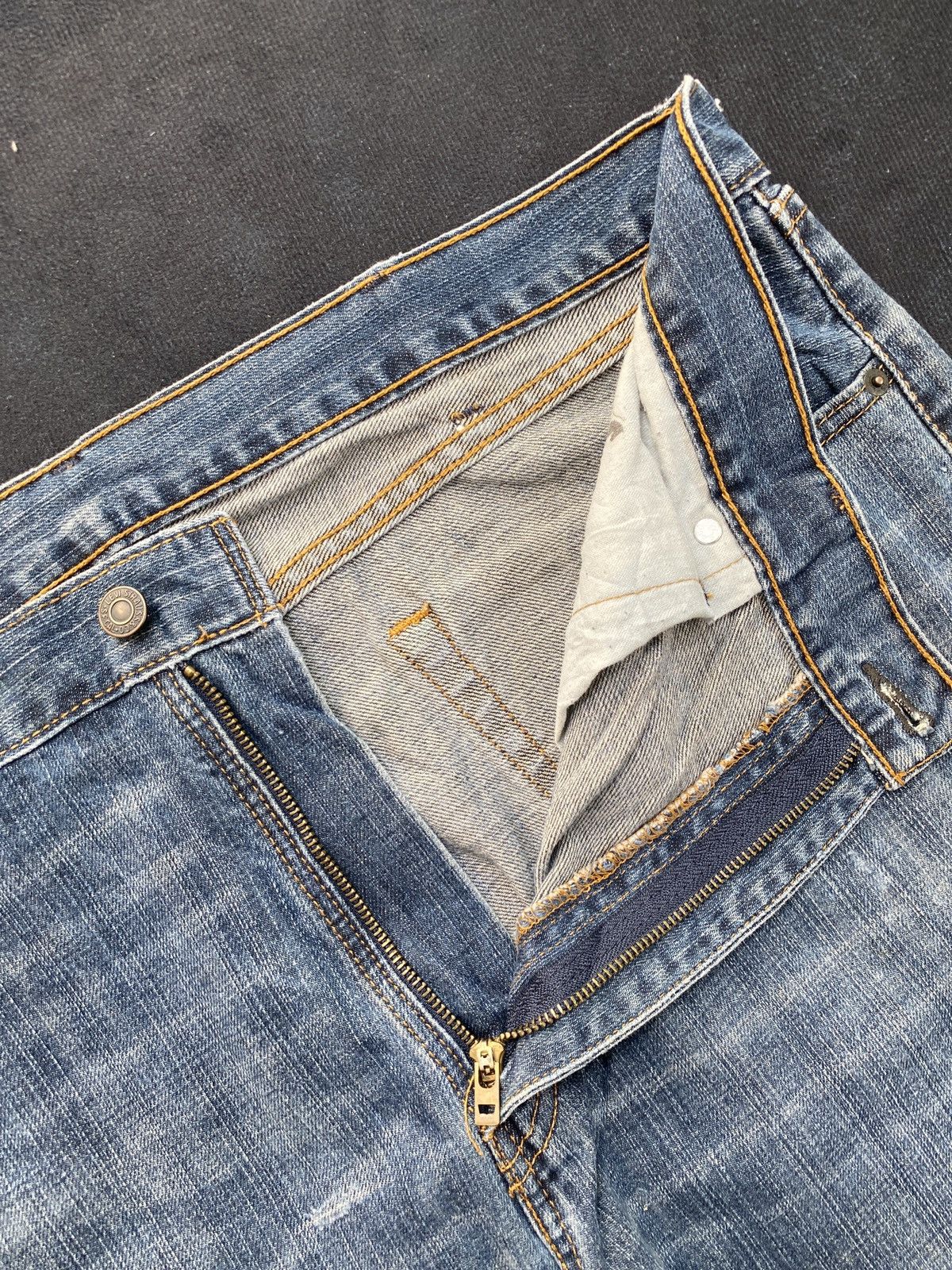 Jean × Levi's × Vintage VINTAGE LEVIS 505 DISTRESSED JEANS -J364 Size US 40 / EU 56 - 3 Thumbnail