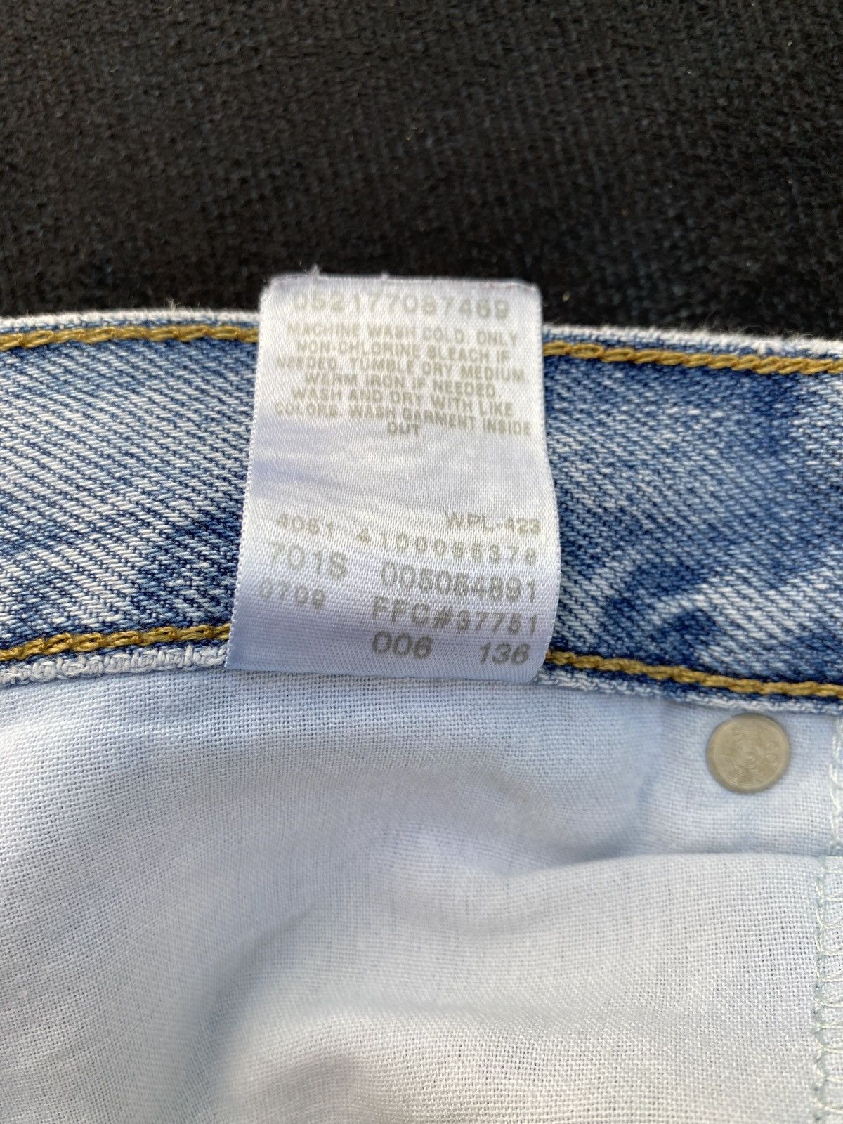 Jean × Levi's × Vintage VINTAGE LEVIS 505 BLUE WASH JEANS-J368 Size US 35 - 6 Thumbnail