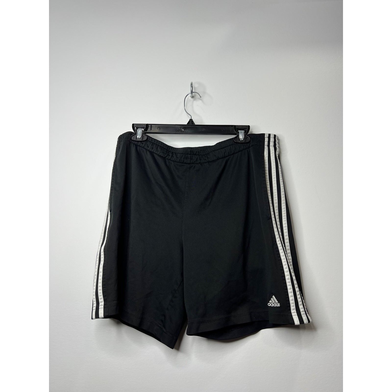Adidas Adidas Vintage Athletic Shorts Gym Striped Black Size US 34 / EU 50 - 1 Thumbnail