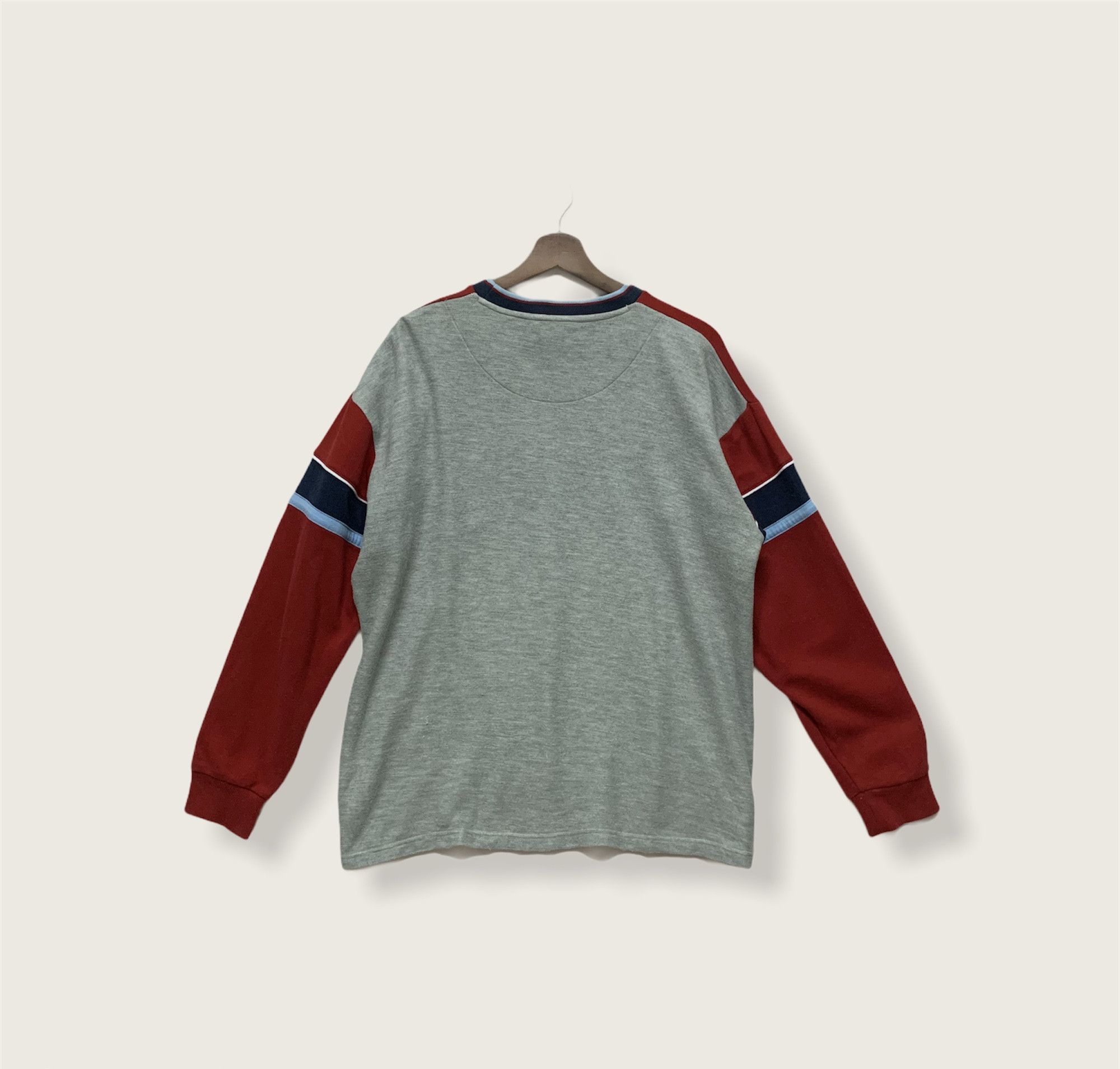 Fila 🔥SEND OFFERS🔥 Vintage Fila Embroidery Crewneck Sweatshirt Size US L / EU 52-54 / 3 - 8 Thumbnail