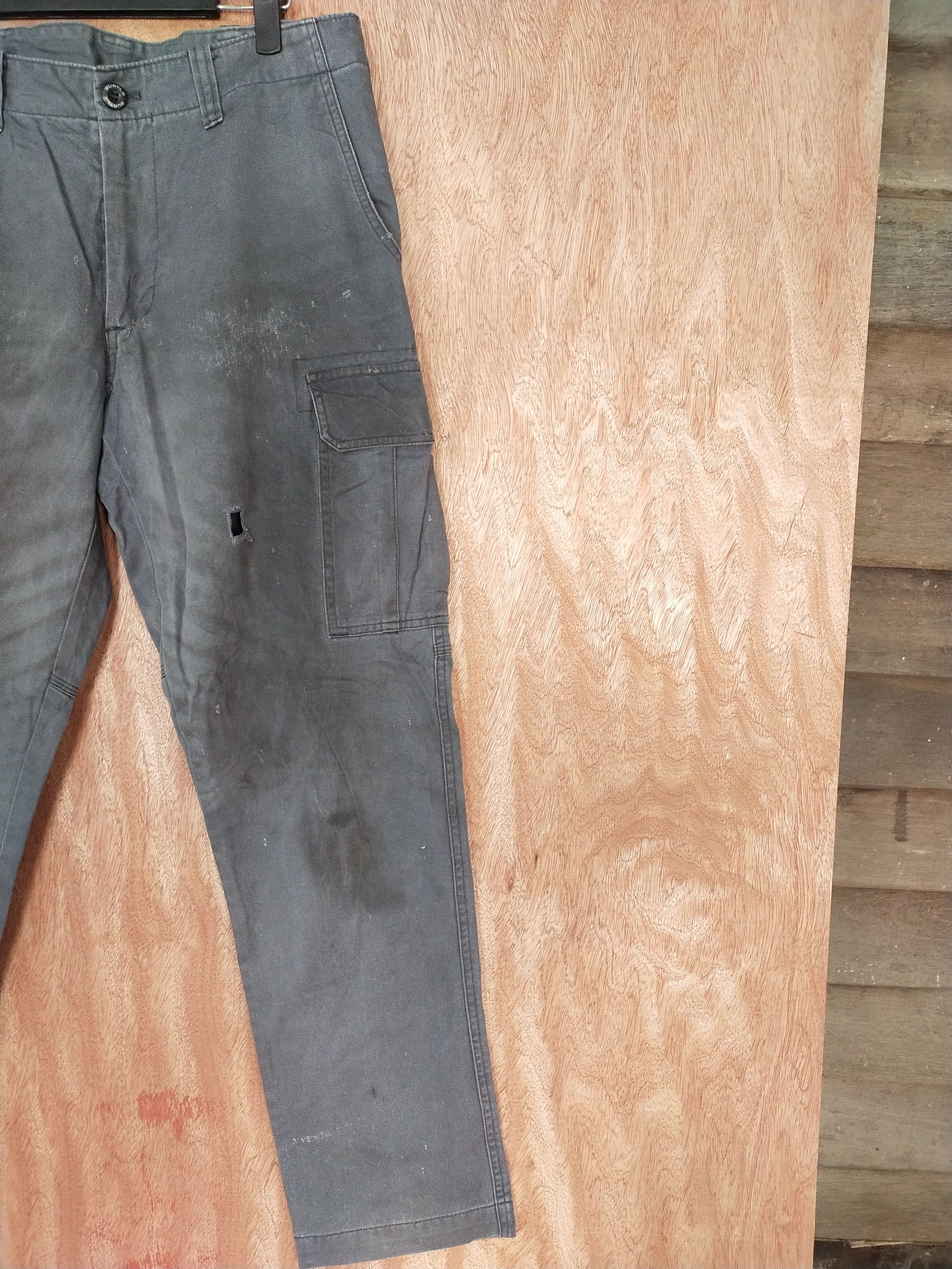 Japanese Brand Burtle gray dirty thrashed multipocket cargo pants #S118 Size US 31 - 3 Thumbnail