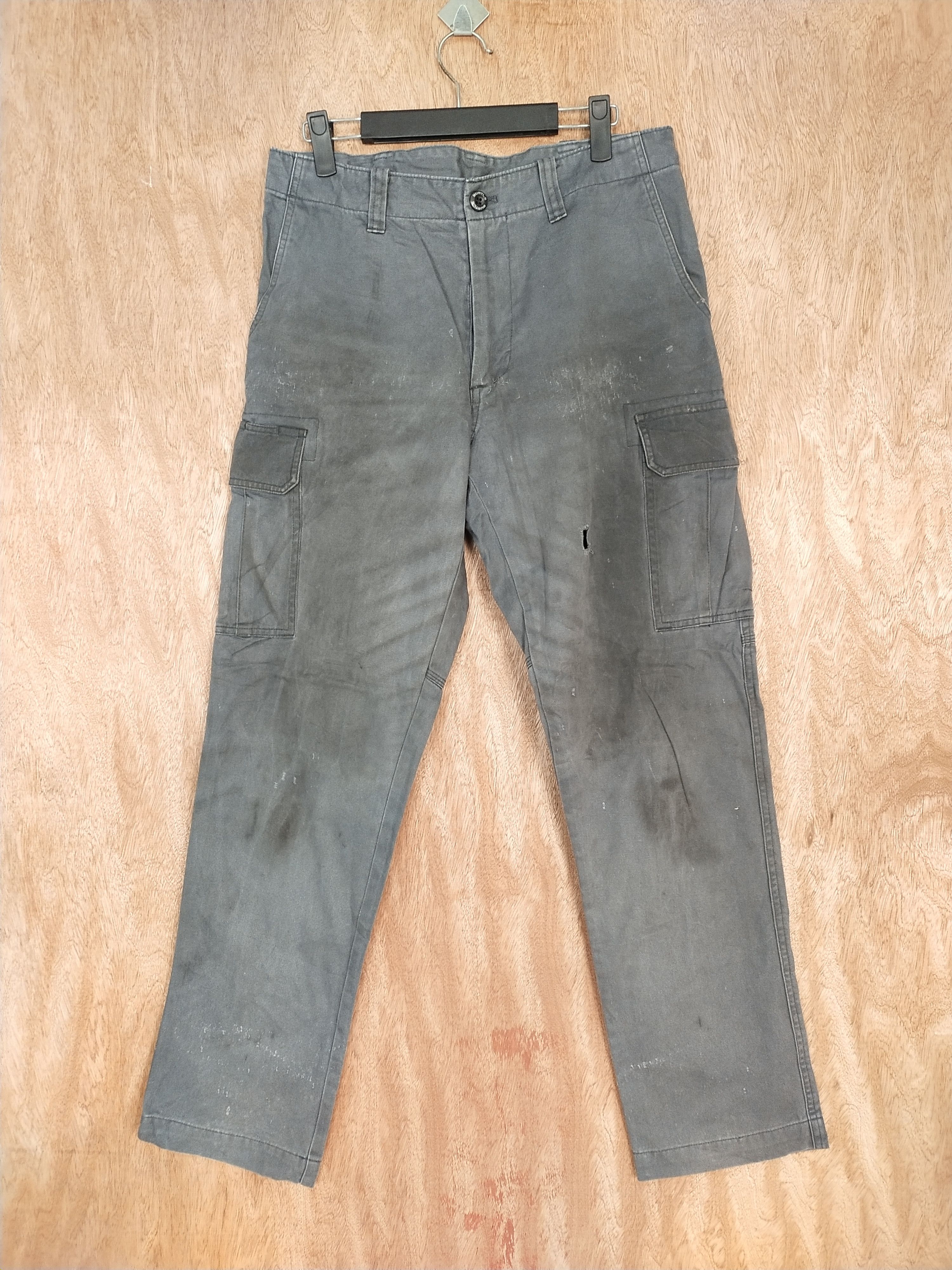 Japanese Brand Burtle gray dirty thrashed multipocket cargo pants #S118 Size US 31 - 1 Thumbnail
