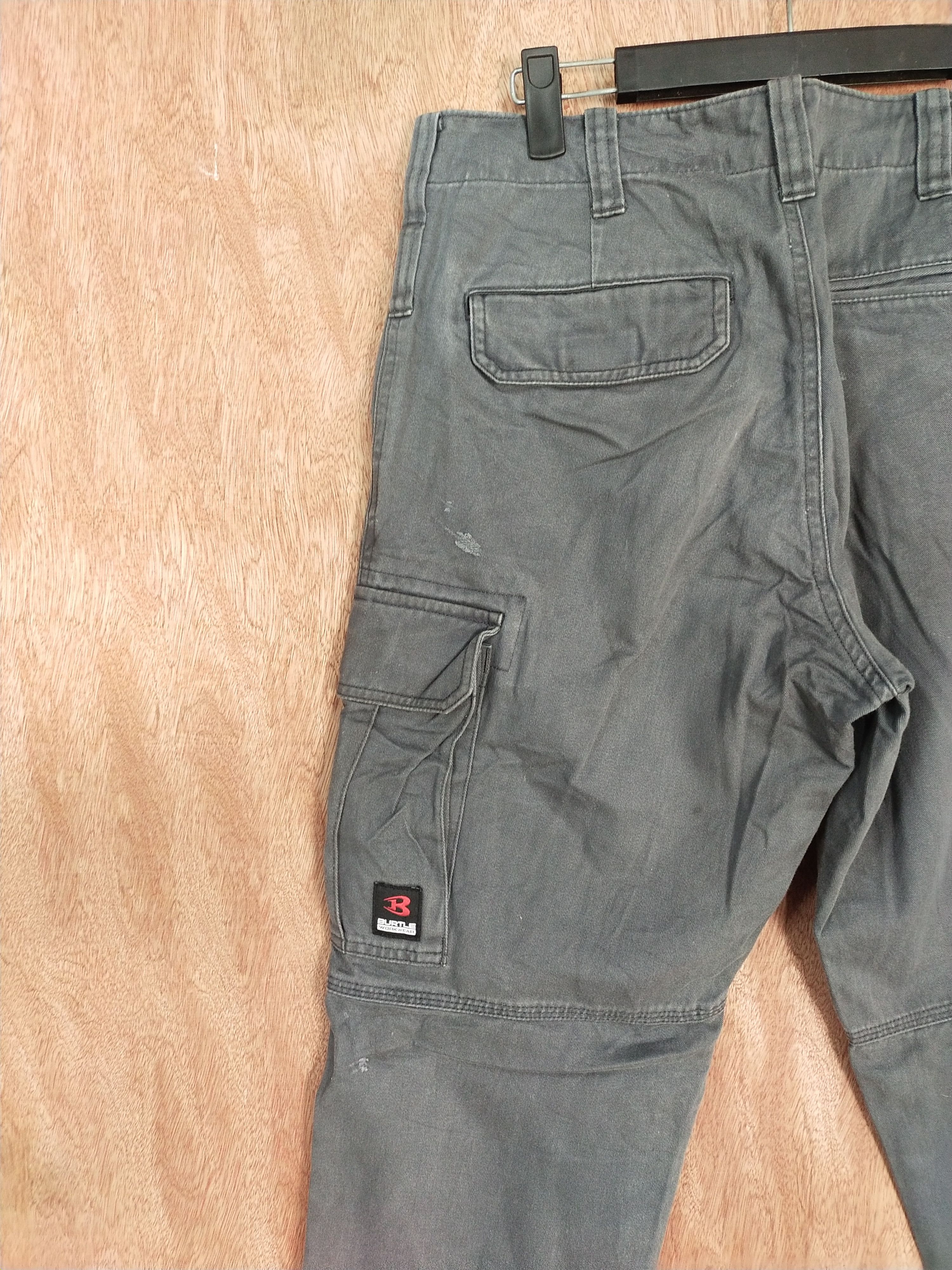 Japanese Brand Burtle gray dirty thrashed multipocket cargo pants #S118 Size US 31 - 11 Thumbnail