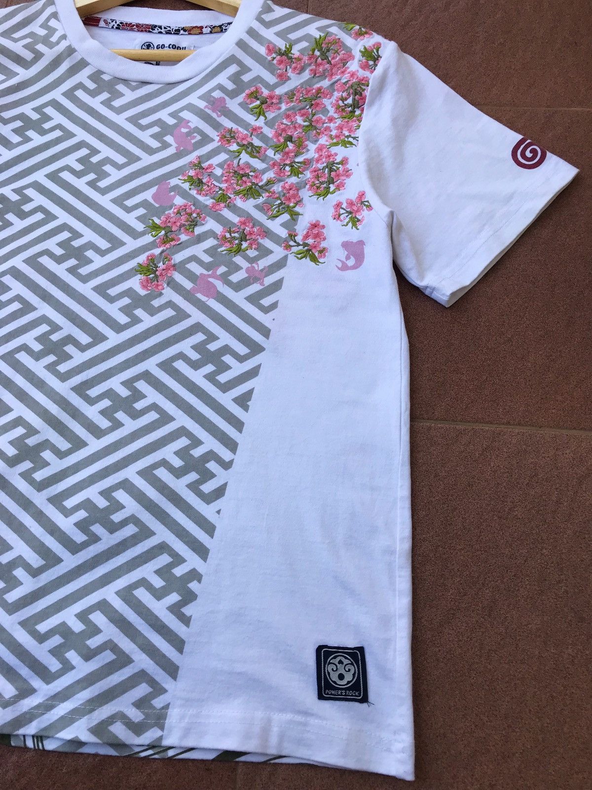 Japanese Brand Go-Coo Monkey Made Embroidery Sukajan Tee Size US M / EU 48-50 / 2 - 7 Thumbnail
