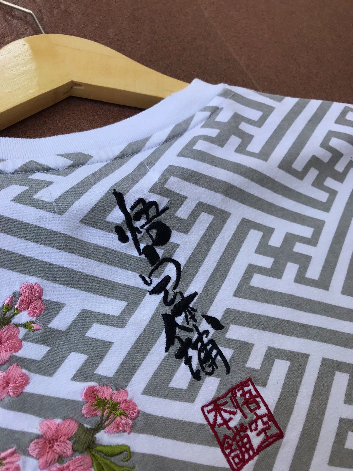 Japanese Brand Go-Coo Monkey Made Embroidery Sukajan Tee Size US M / EU 48-50 / 2 - 4 Thumbnail