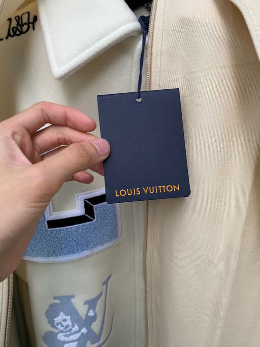 DROPPING TOMORROW 18:00CET: Louis Vuitton AW22 Cream Patched Bunny
