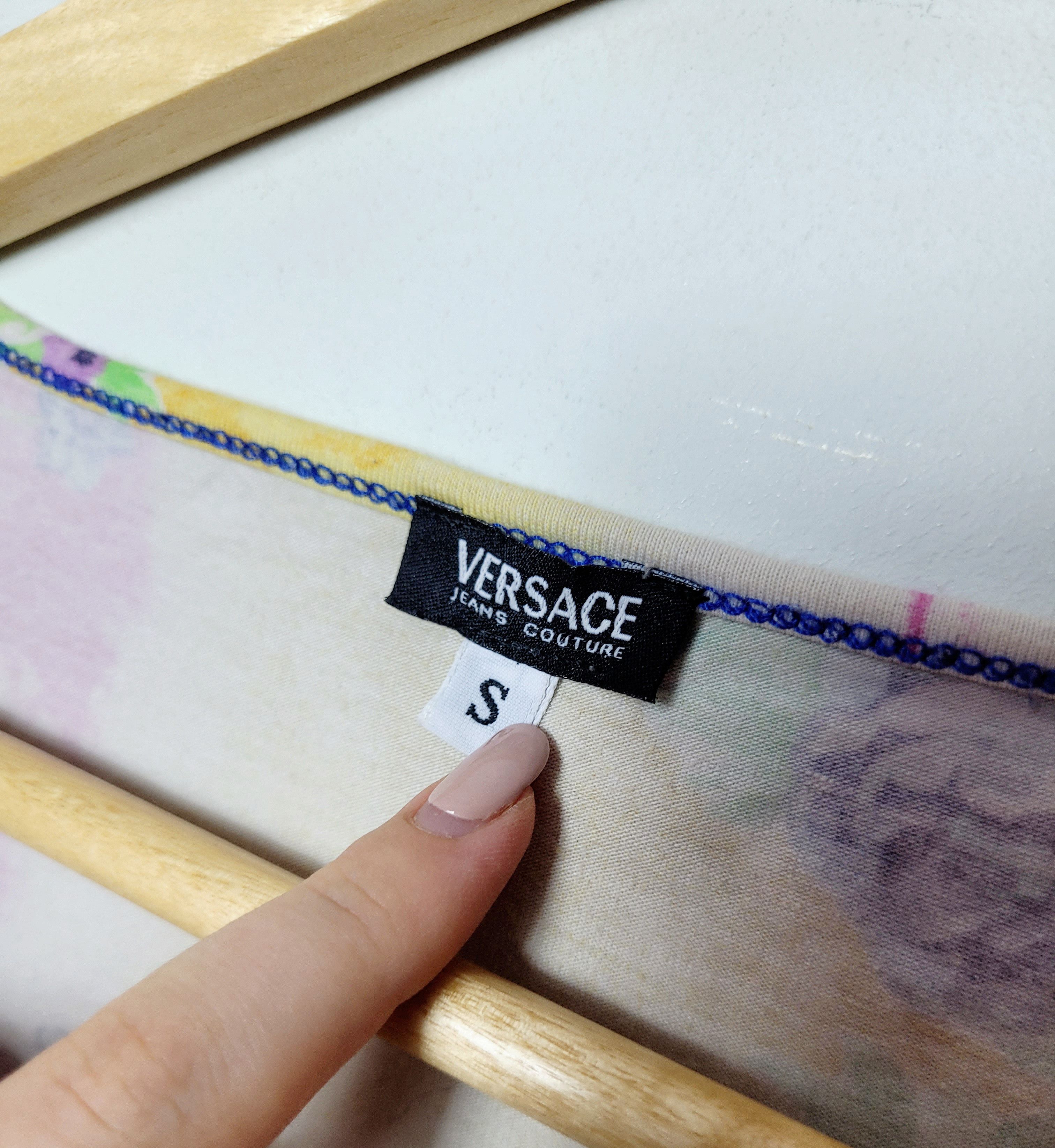 Versace Versace Vintage 90s Floral Top Size US S / EU 44-46 / 1 - 5 Thumbnail