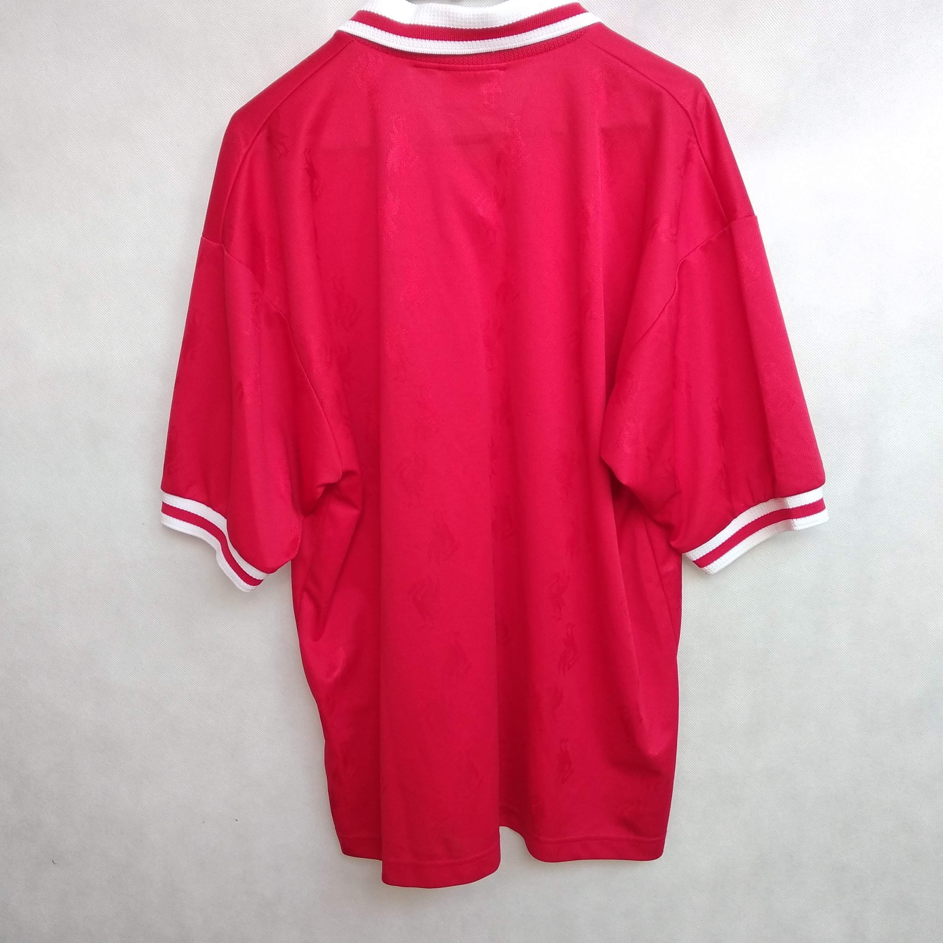 Vintage Vintage 90's Jersey Liverpool home 96'-98 Size US XL / EU 56 / 4 - 10 Thumbnail