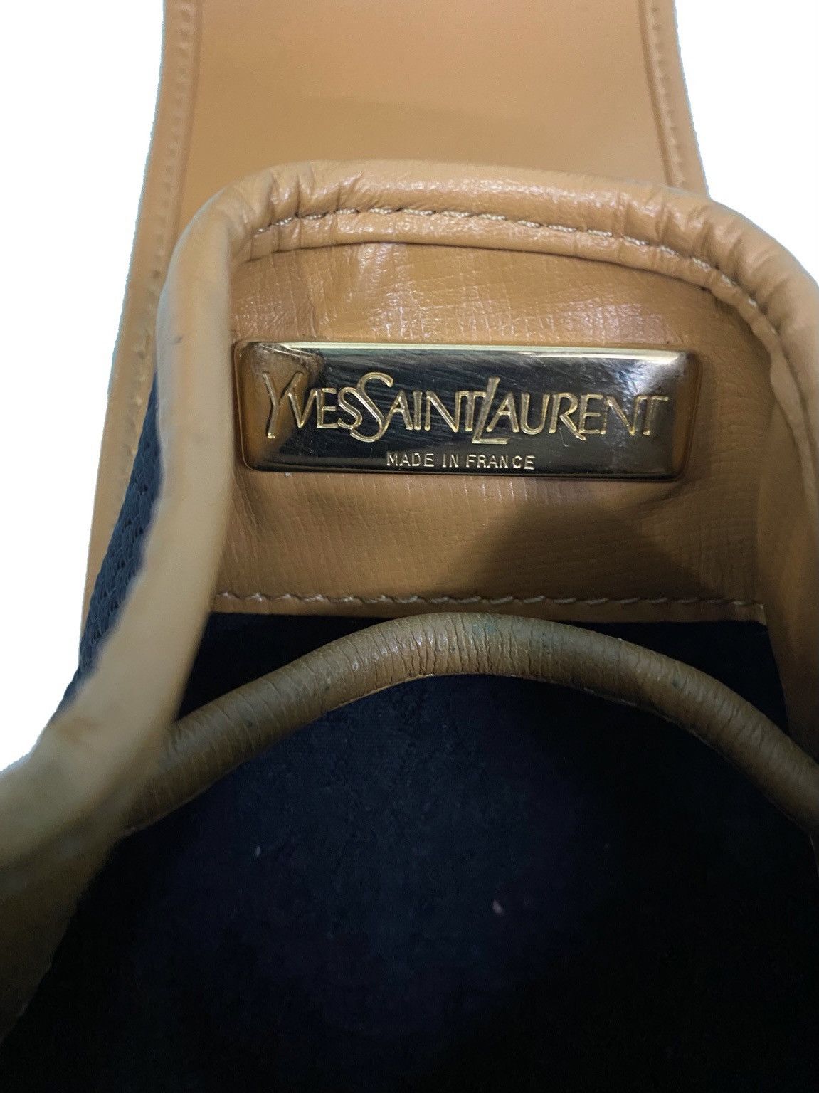 Yves Saint Laurent AUTHENTIC VINTAGE YVES SAINT LAURENT BUCKET BAG Size ONE SIZE - 15 Thumbnail
