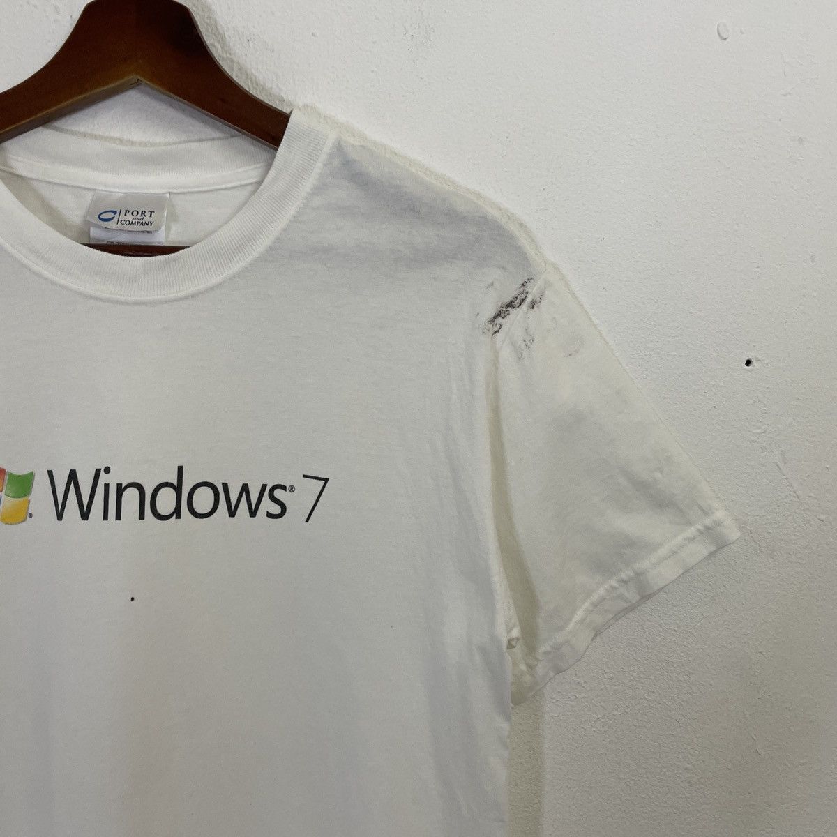 Microsoft Vintage Window 7 Big Logo Tee Size US S / EU 44-46 / 1 - 3 Thumbnail