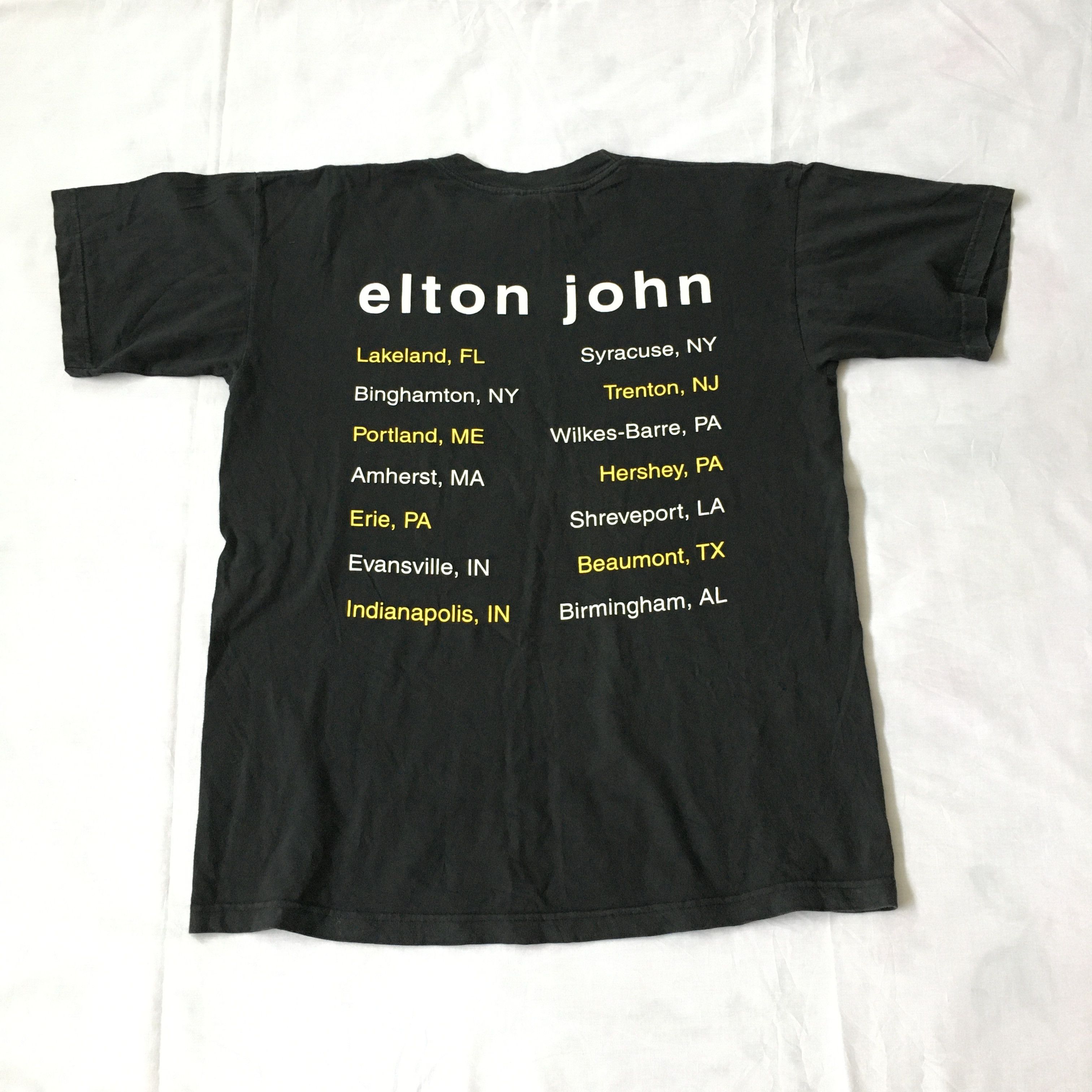 Band Tees Vintage 2000 An Evening With Elton John Concert Tour Tshirt Size US L / EU 52-54 / 3 - 8 Thumbnail