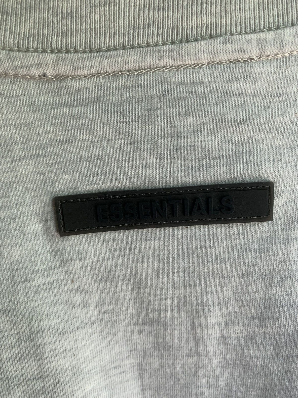 Essentials Fear Of God Essentials FW21 Tee Light Heather Oatmeal Size US L / EU 52-54 / 3 - 7 Thumbnail