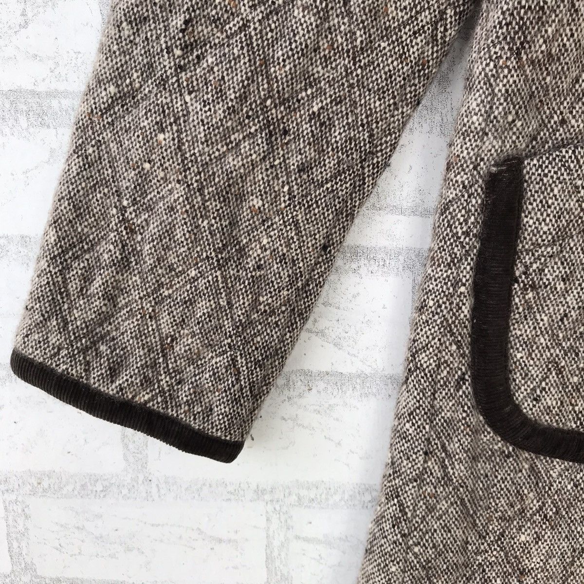Helly Hansen × Japanese Brand × Vintage Helly Hansen Brown Quilted Jacket - Button-Up Ribbed Collar Size M / US 6-8 / IT 42-44 - 8 Thumbnail