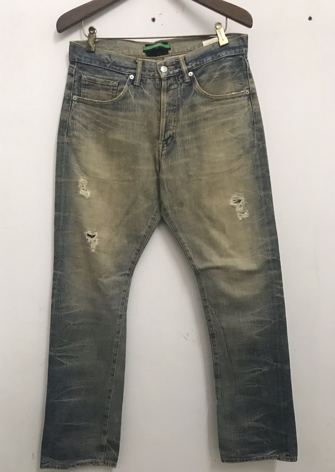 Swagger Painted Distressed Denim Jeans