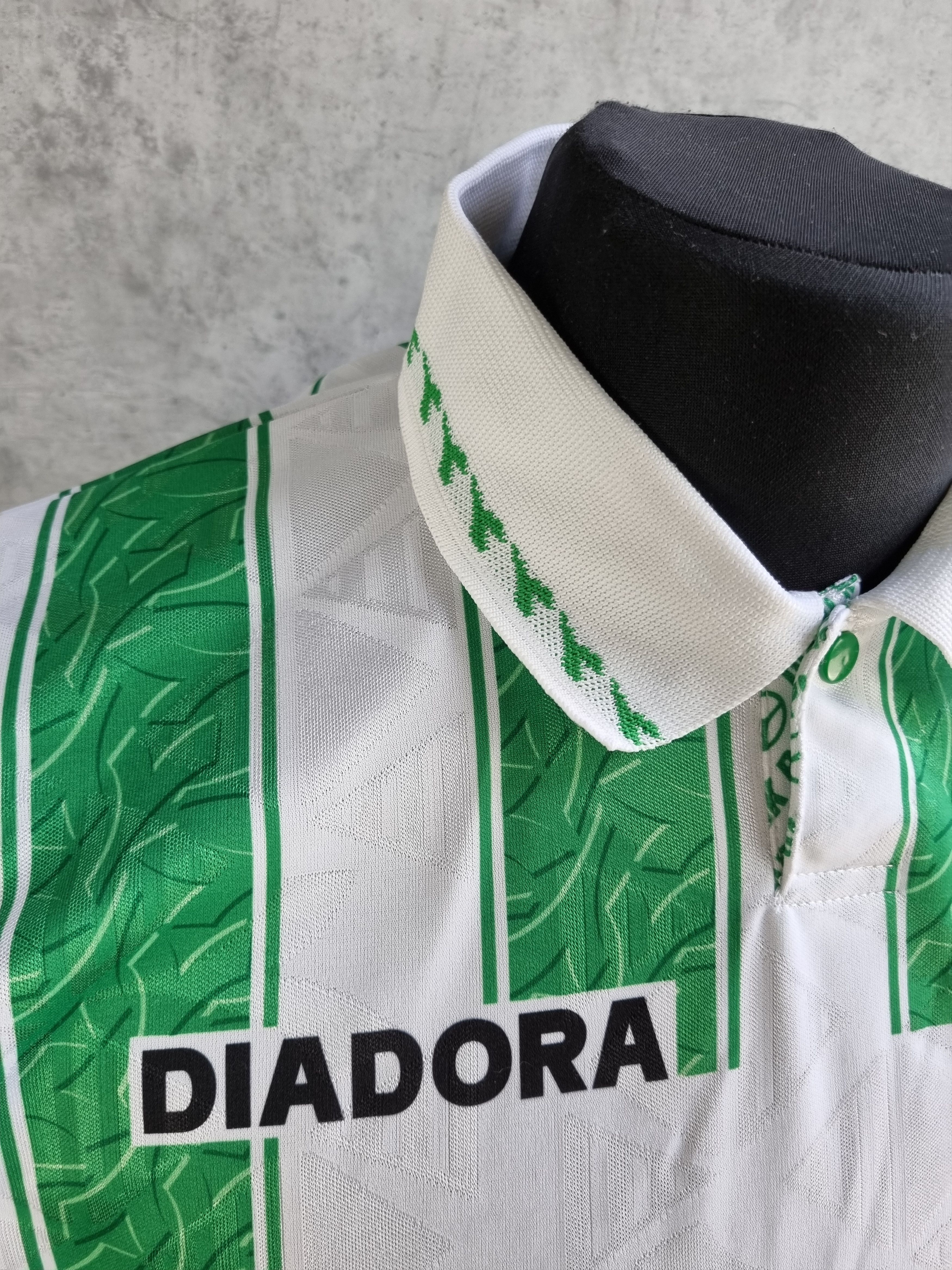 Vintage 1994-96 Vintage RAPID WIEN DIADORA Soccer Jersey Rare Size US L / EU 52-54 / 3 - 8 Thumbnail