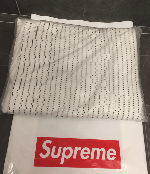 Supreme Supreme Digi Beach Towel SS17 BRAND NEW SEALED W/ RECEIPT