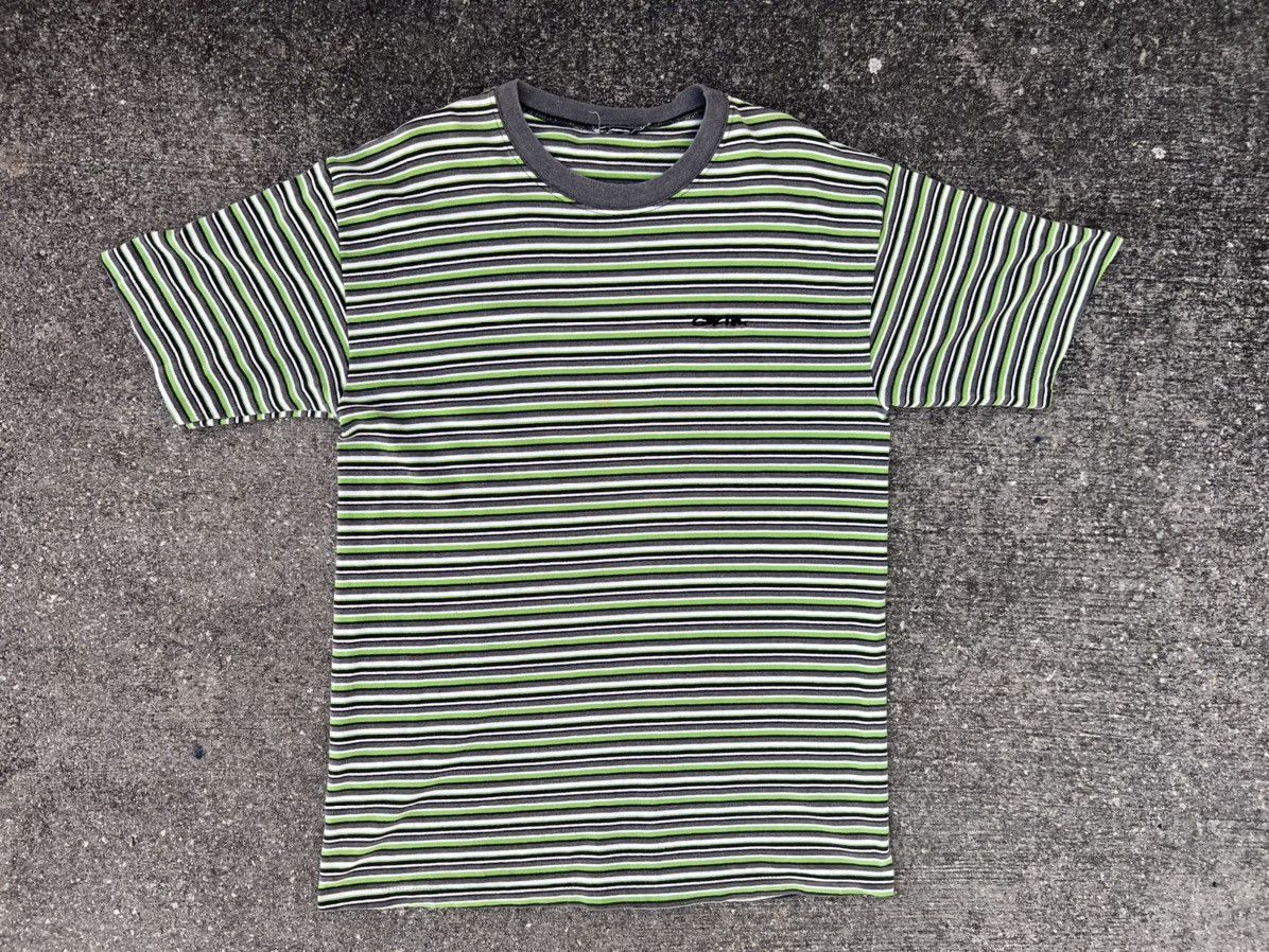 Vintage 90s GOTCHA Striped tee Grunge Skate Surfing