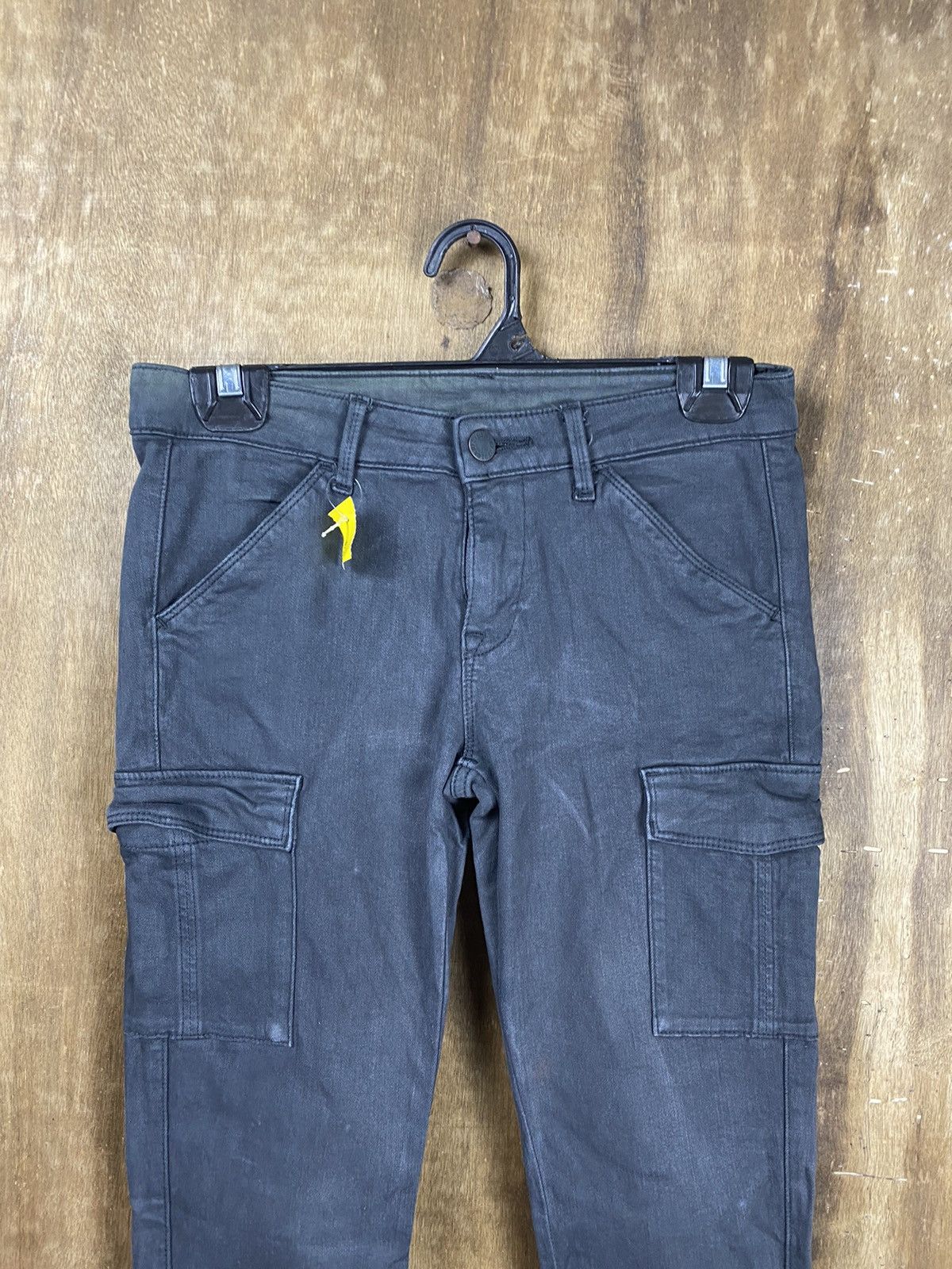 Uniqlo DLL Uniqlo multipocket tactical faded Cargo Pants #2614 Size US 26 / EU 42 - 2 Thumbnail