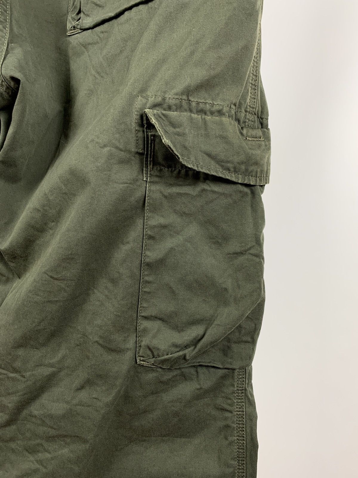 Carhartt Vintage Carhartt Faded Khaki Cargo Thrift Pants Travis Style Size US 36 / EU 52 - 19 Thumbnail