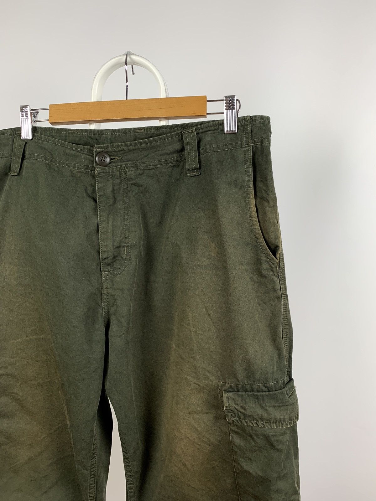 Carhartt Vintage Carhartt Faded Khaki Cargo Thrift Pants Travis Style Size US 36 / EU 52 - 9 Thumbnail