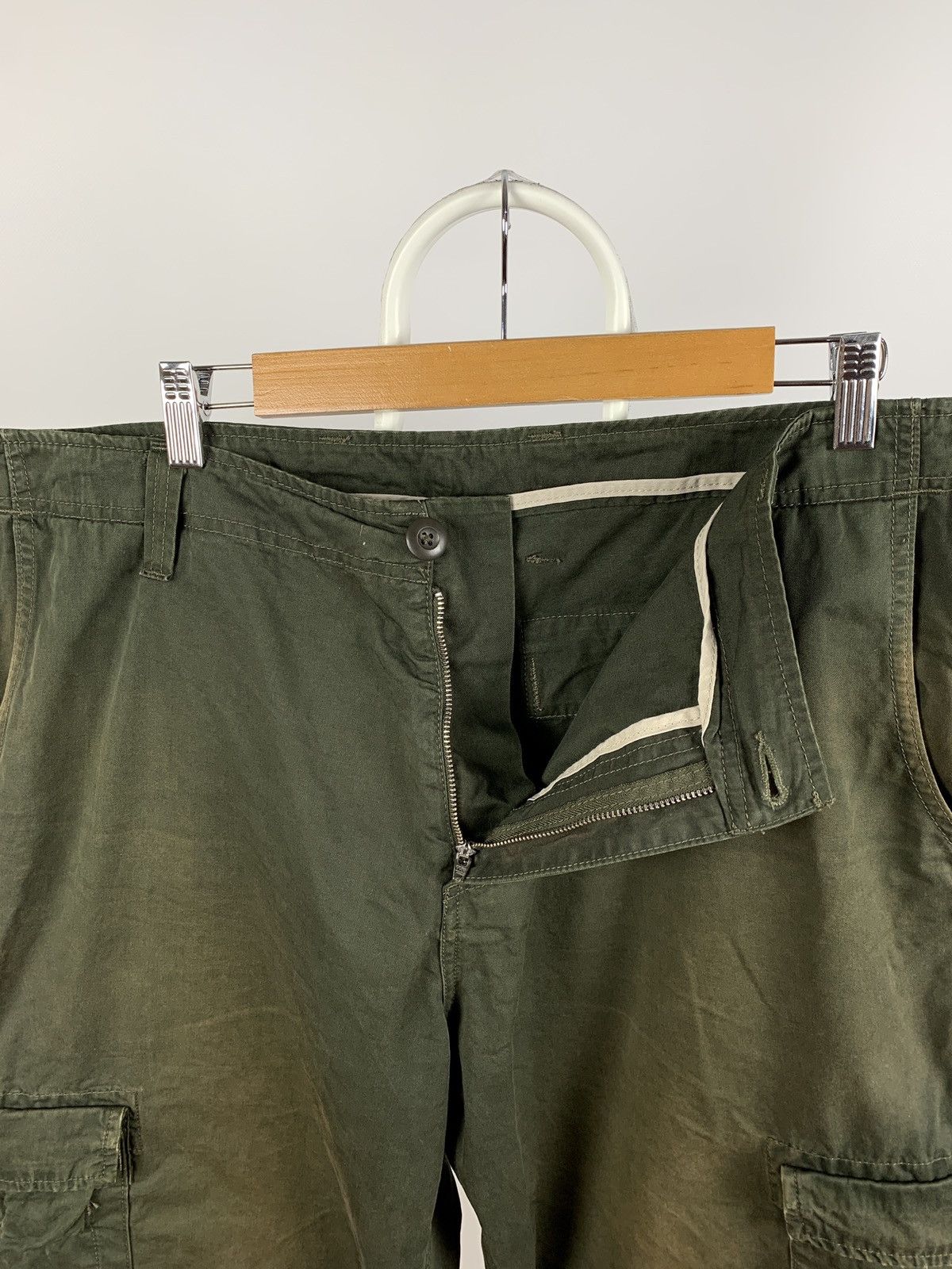 Carhartt Vintage Carhartt Faded Khaki Cargo Thrift Pants Travis Style Size US 36 / EU 52 - 16 Thumbnail