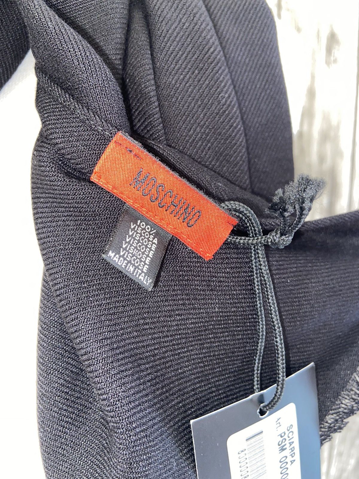 Designer × Moschino NWT MOSCHINO 100% Viscose Black Solid Scarf Size ONE SIZE - 7 Thumbnail