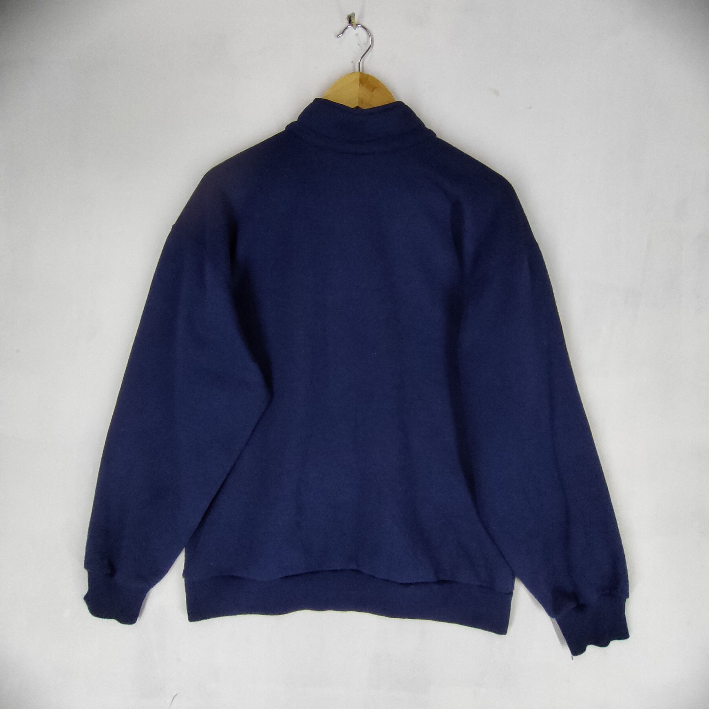 Nike VINTAGE NIKE 90s Center Swoosh Embroidery Sweatshirt Size US L / EU 52-54 / 3 - 6 Thumbnail