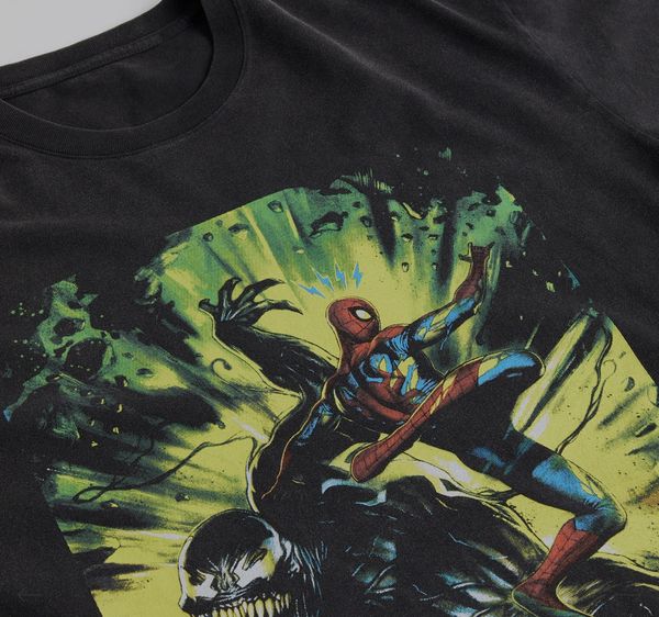 Kith Kith x Spiderman Venom Battle Vintage Tee Size Large | Grailed