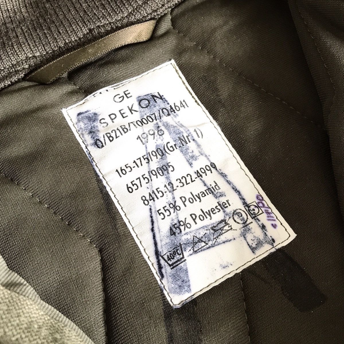 Vintage Authentic Vintage 1996 GE Spekon Germany Army Quilt Jacket Size US L / EU 52-54 / 3 - 13 Thumbnail
