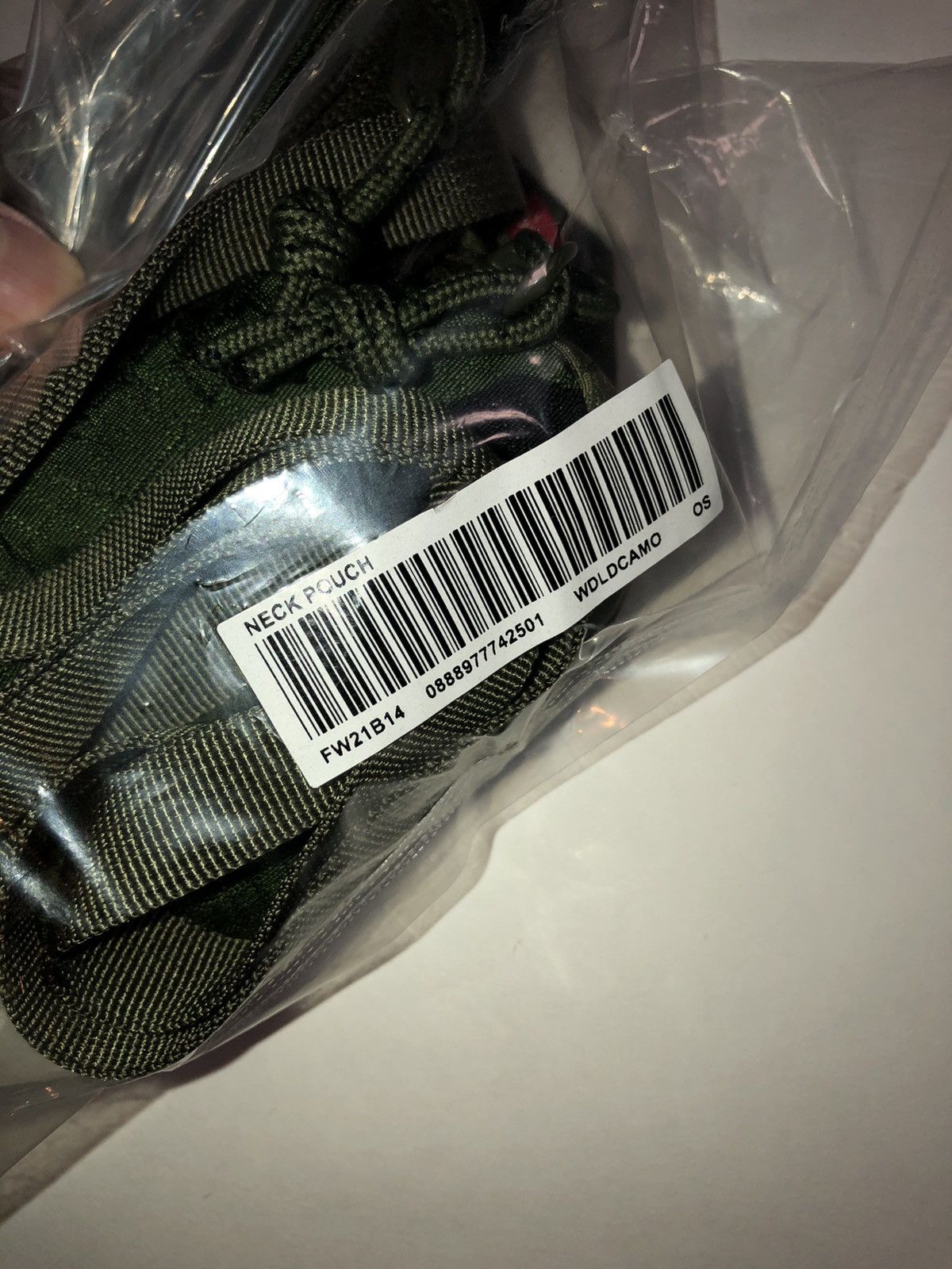 Supreme SUPREME WOODLAND CAMO NECK POUCH Size ONE SIZE - 2 Thumbnail