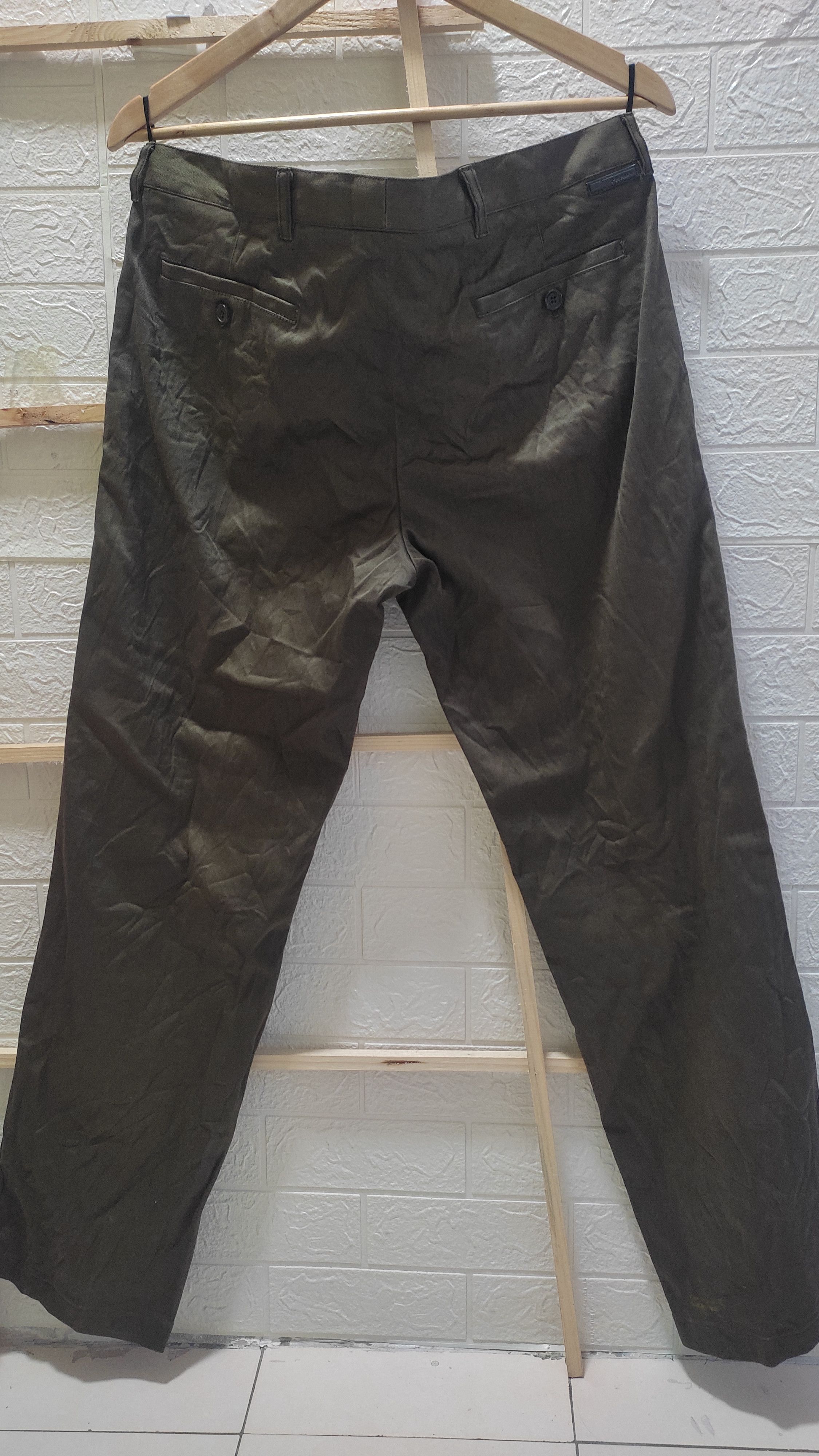 Prada Cyber week Prada trouser Size US 36 / EU 52 - 2 Thumbnail