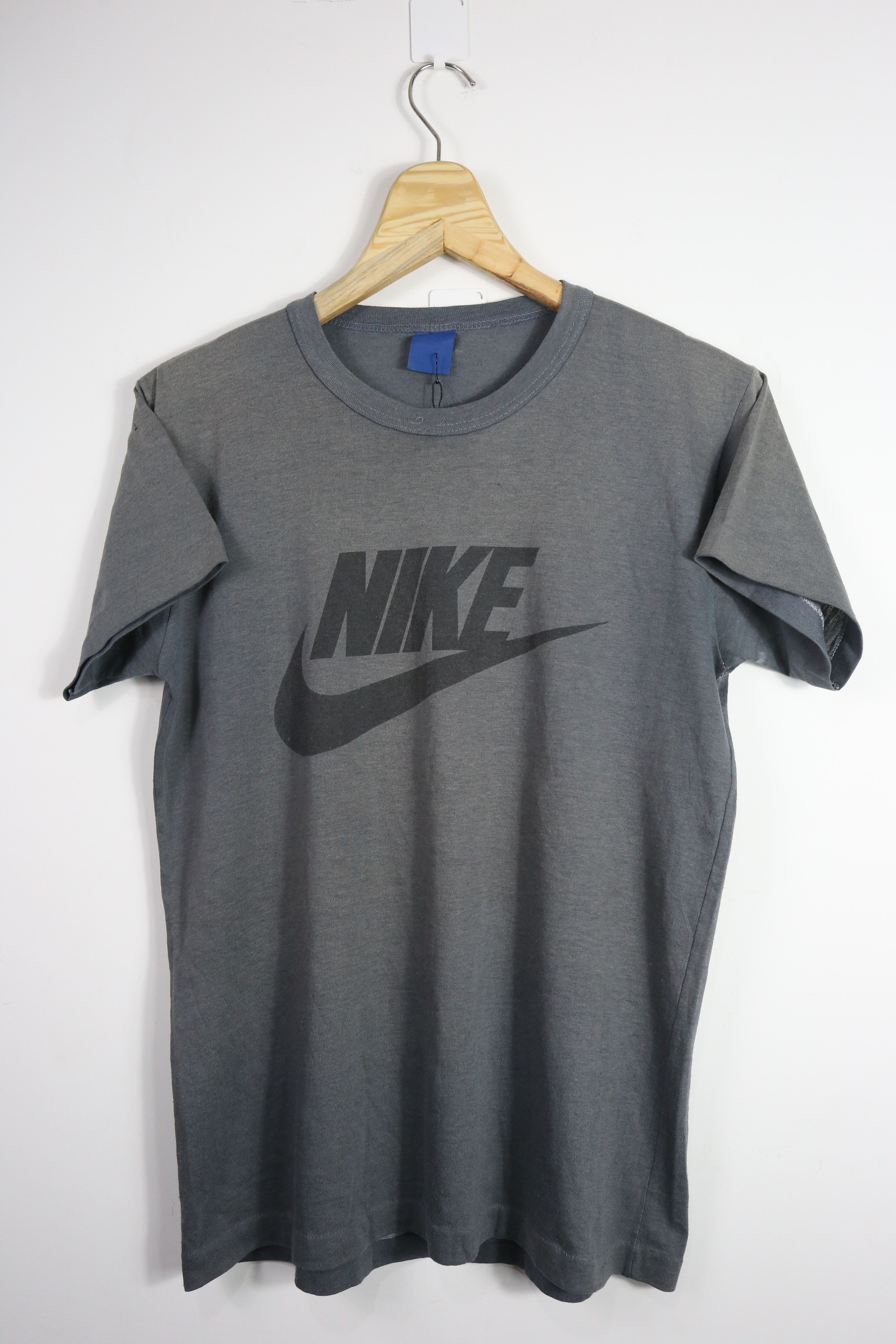 Vintage Nike 80s Swoosh Size L
