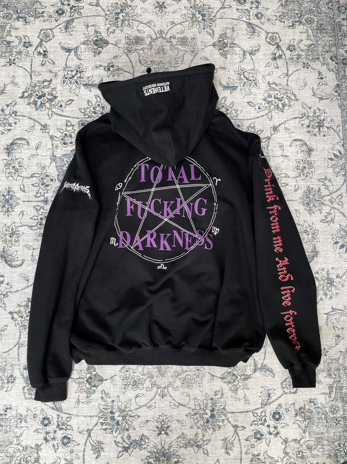 Vetements tfd sale hoodie