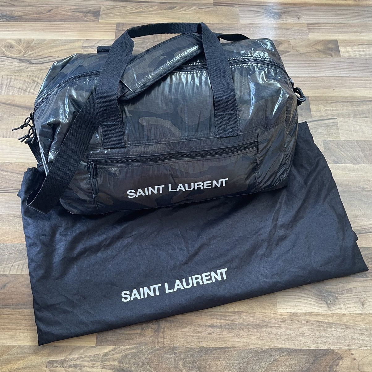 NEW! £920 Khaki Black Camo Nuxx Nylon Duffle Logo Bag Travel