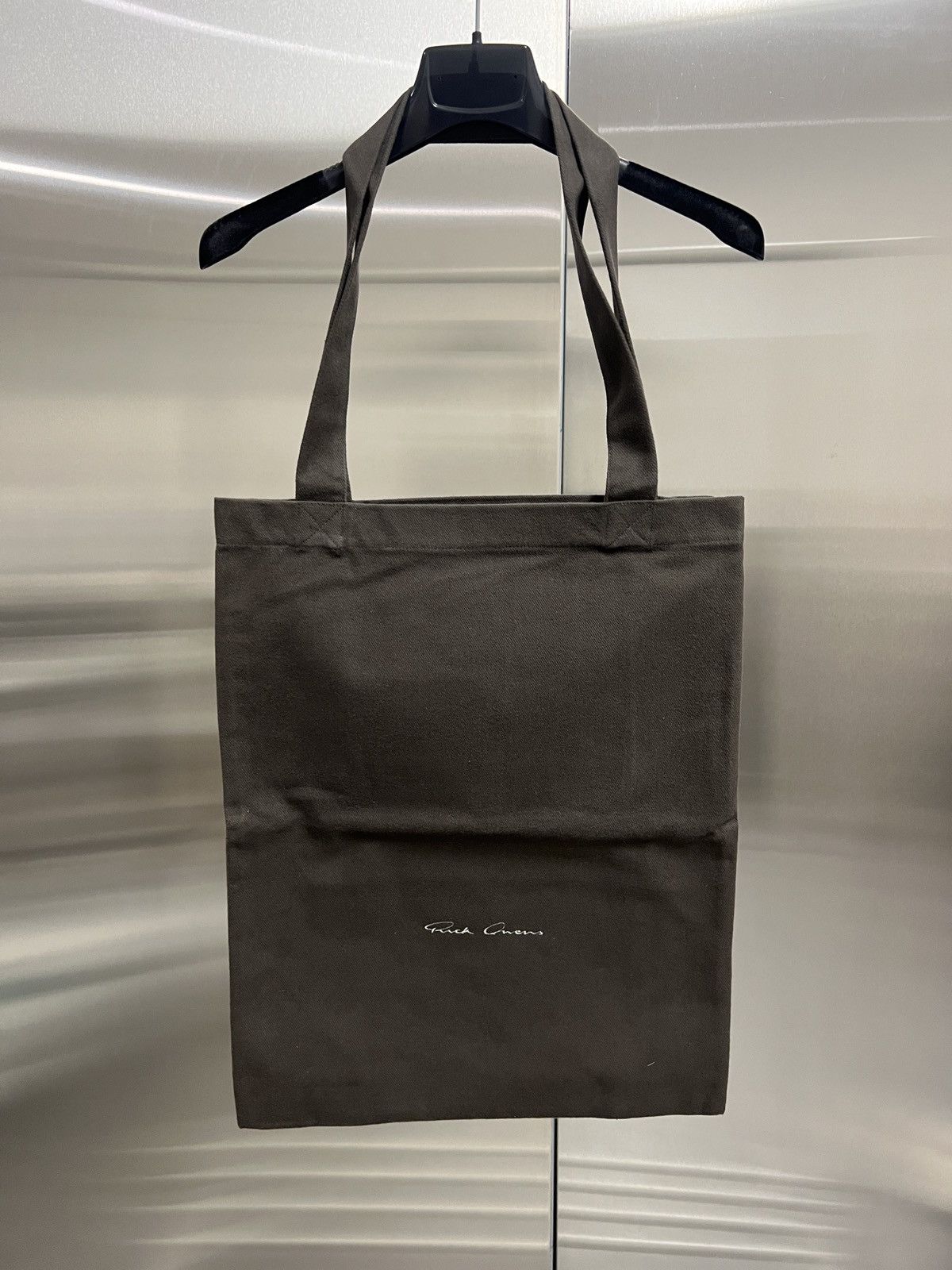 Small&large sizes SIGNATURE TOTE BAG