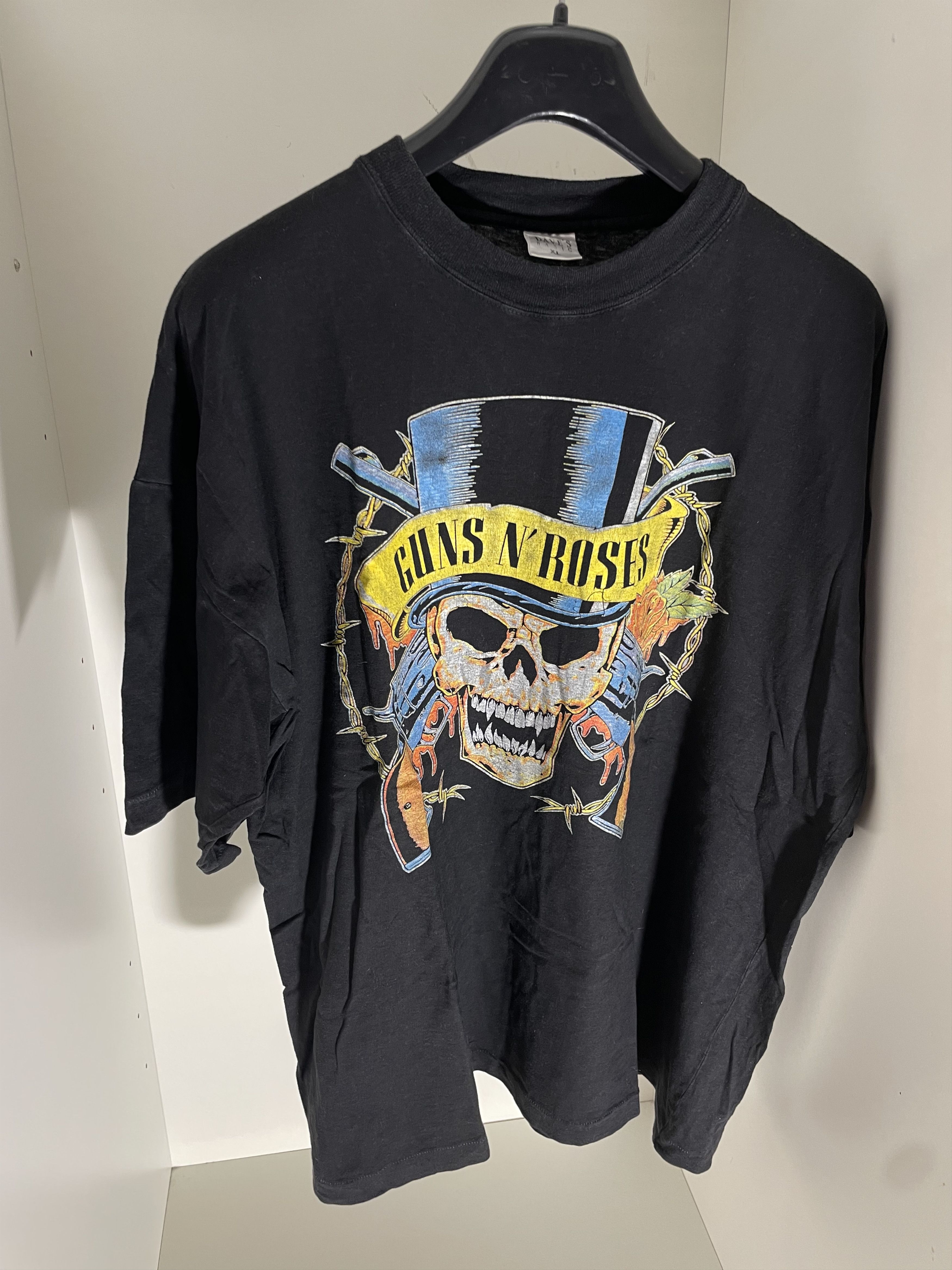 Band Tees Vintage Guns n’ roses 90s tee Size US XL / EU 56 / 4 - 1 Thumbnail