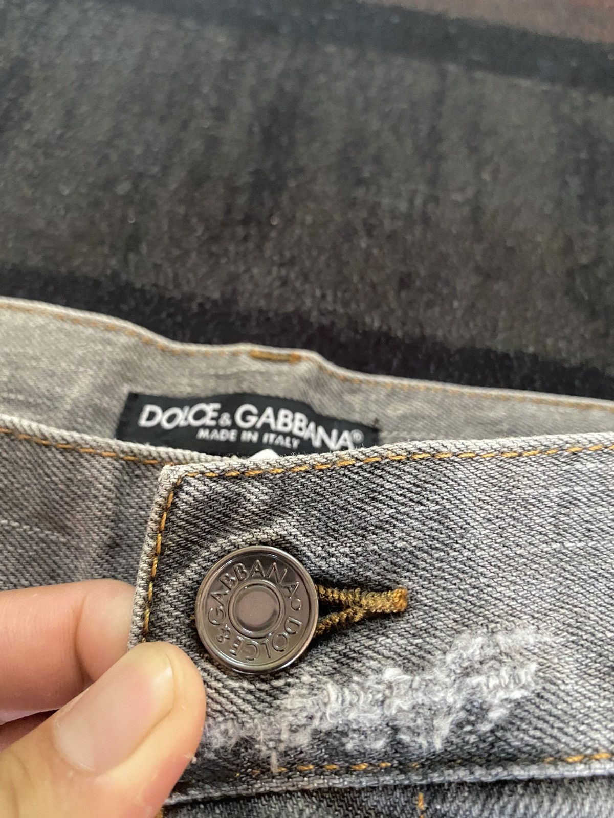 Dolce & Gabbana Steals🔥 Distressed dolce & gabbana denim pants Size US 34 / EU 50 - 6 Thumbnail
