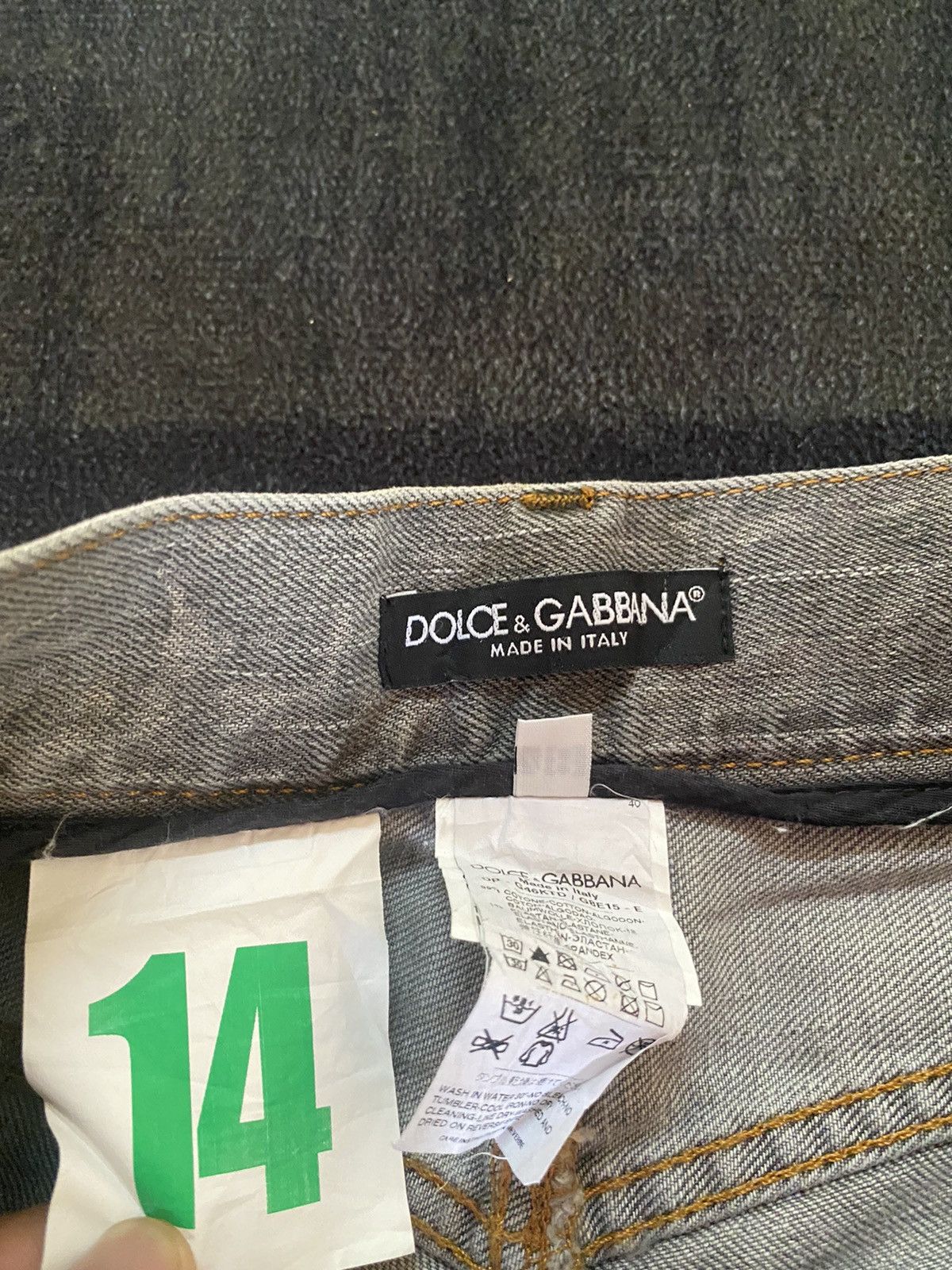 Dolce & Gabbana Steals🔥 Distressed dolce & gabbana denim pants Size US 34 / EU 50 - 8 Thumbnail