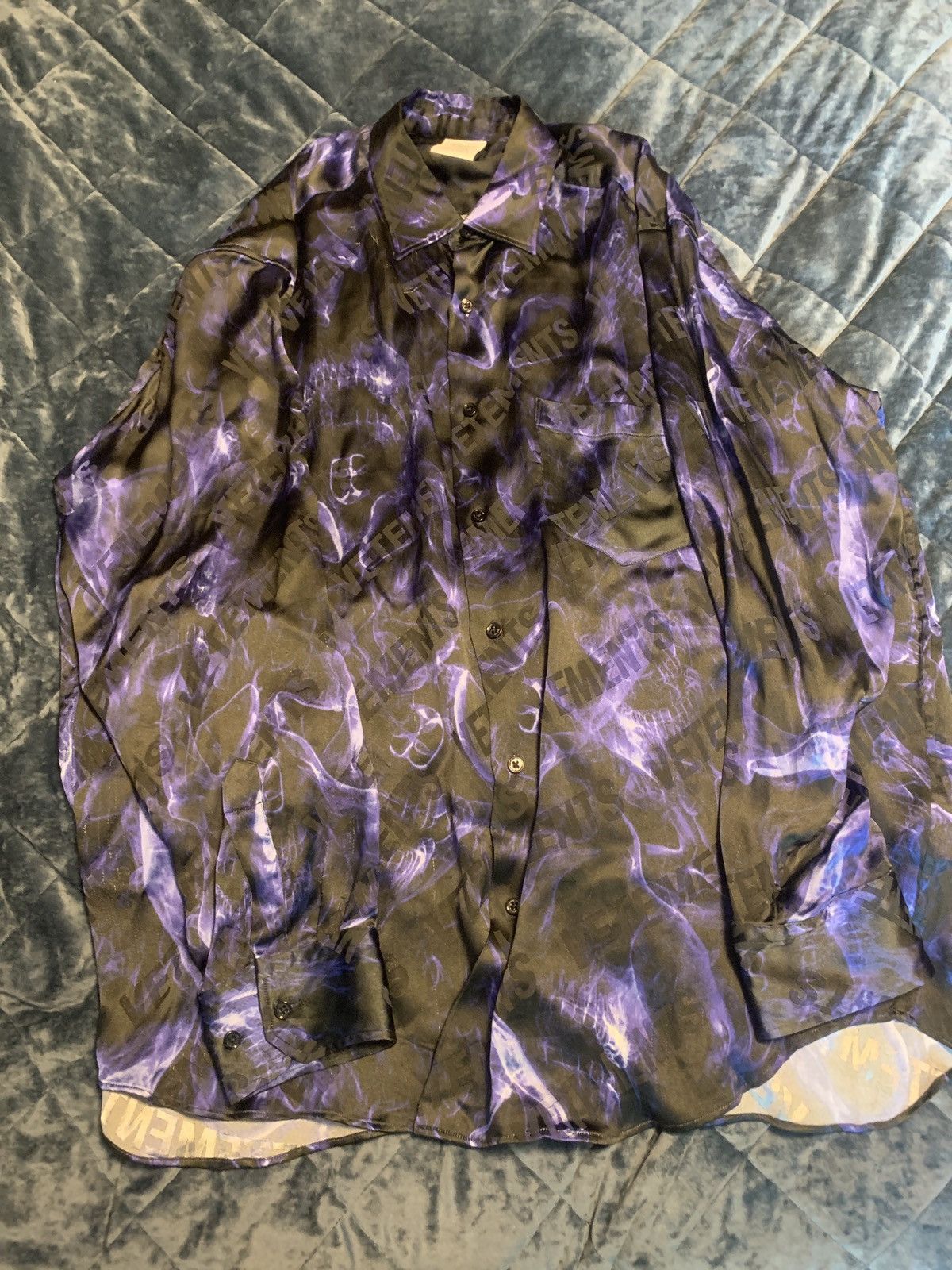 image of Vetements Skull Print Longsleeve Button Up in Black, Men's (Size Large)