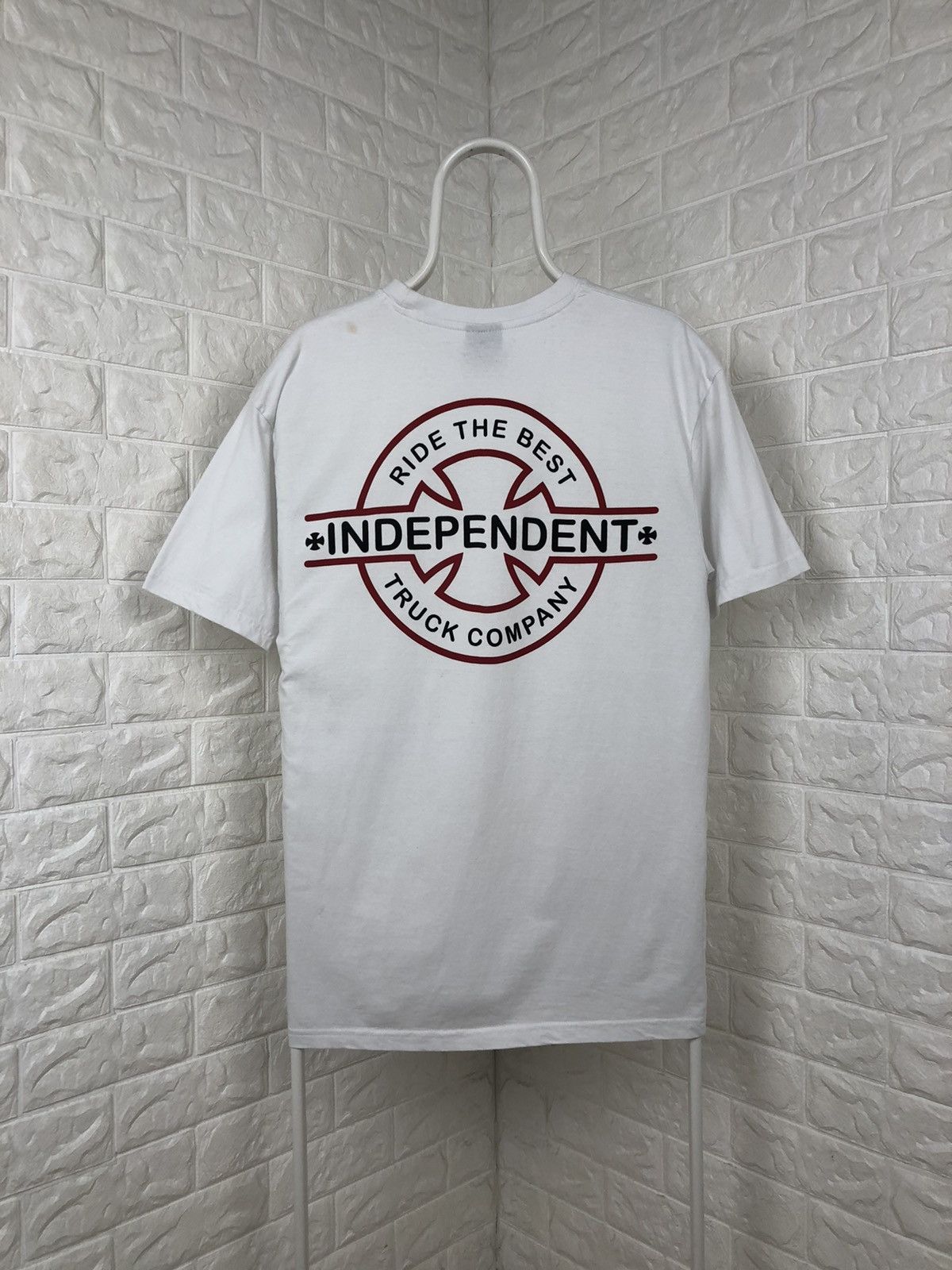 Independent Truck Co. × Vintage Vintage Independent Shirt Size L Size US L / EU 52-54 / 3 - 1 Thumbnail