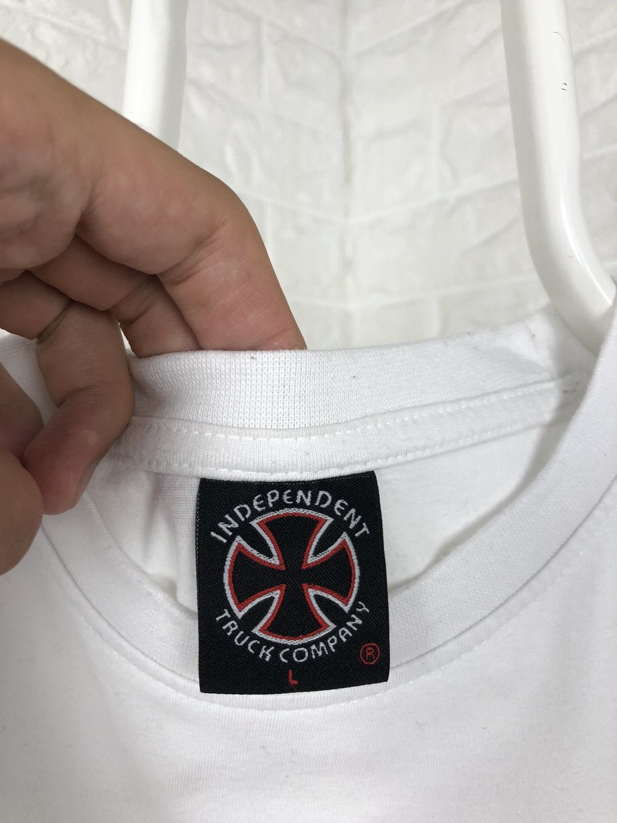 Independent Truck Co. × Vintage Vintage Independent Shirt Size L Size US L / EU 52-54 / 3 - 9 Thumbnail